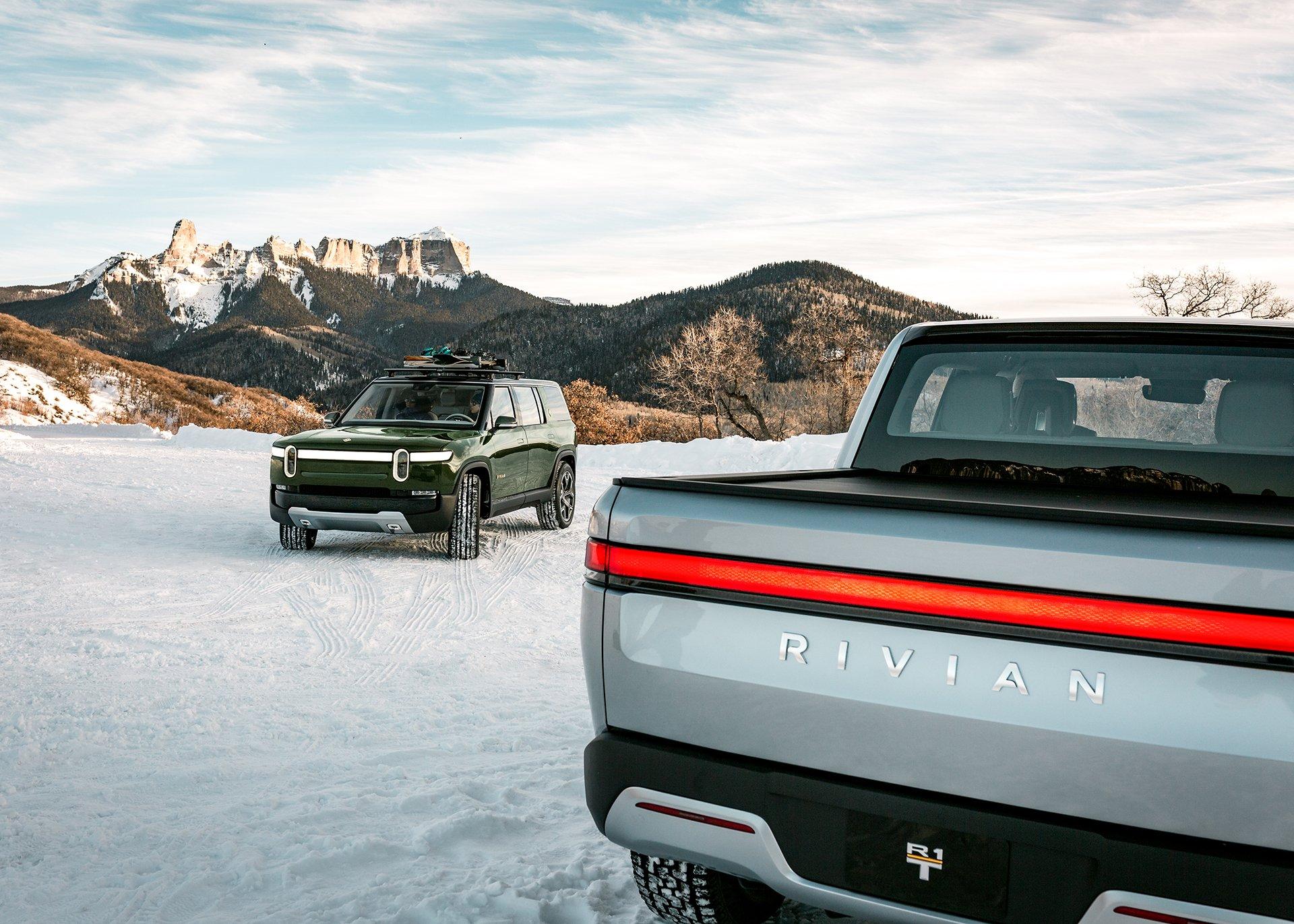 Rivian R1T R1S R1S looking more and more like Range Rover Rivian R1S SUV1