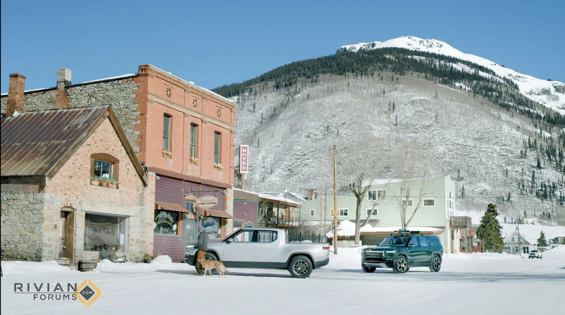 Rivian R1T R1S Rivian Short Film: Looking For Powder Rivian-R1S-R1T-Snowboarding-Adventure16