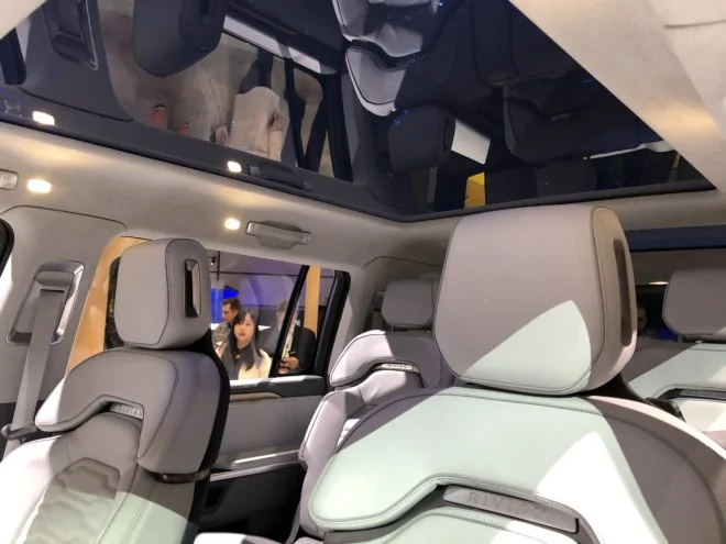 Rivian R1T R1S Surprising things about the R1T rivian-r1t-r1s-details-15-660x495