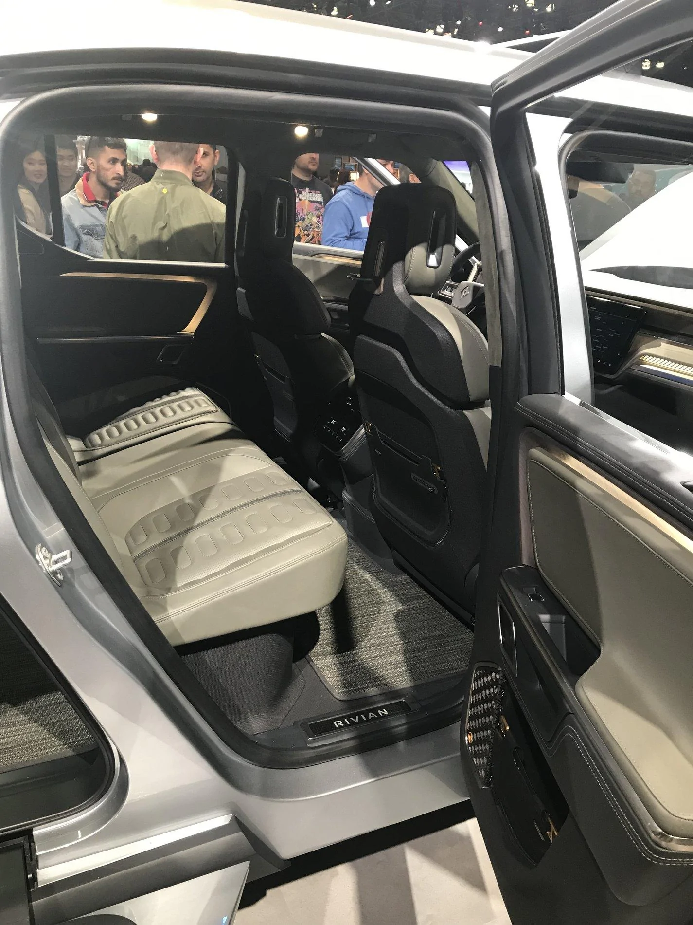 Rivian R1T R1S Take away from NY Auto Show (pics) B5EC7F1B-1BFC-4B23-8C15-BAD6ECC7565A