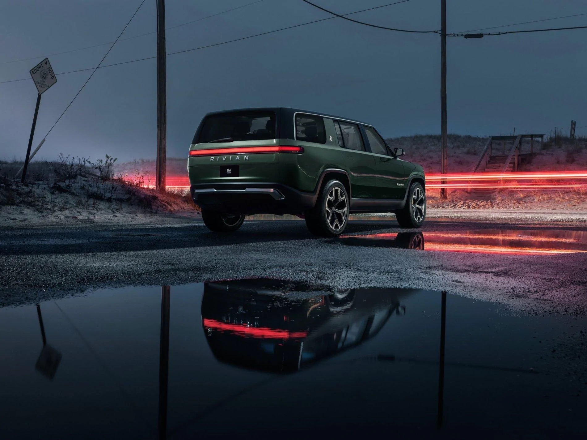 Rivian R1T R1S More R1S Wallpapers Screen Shot 2019-05-13 at 6.41.28 PM
