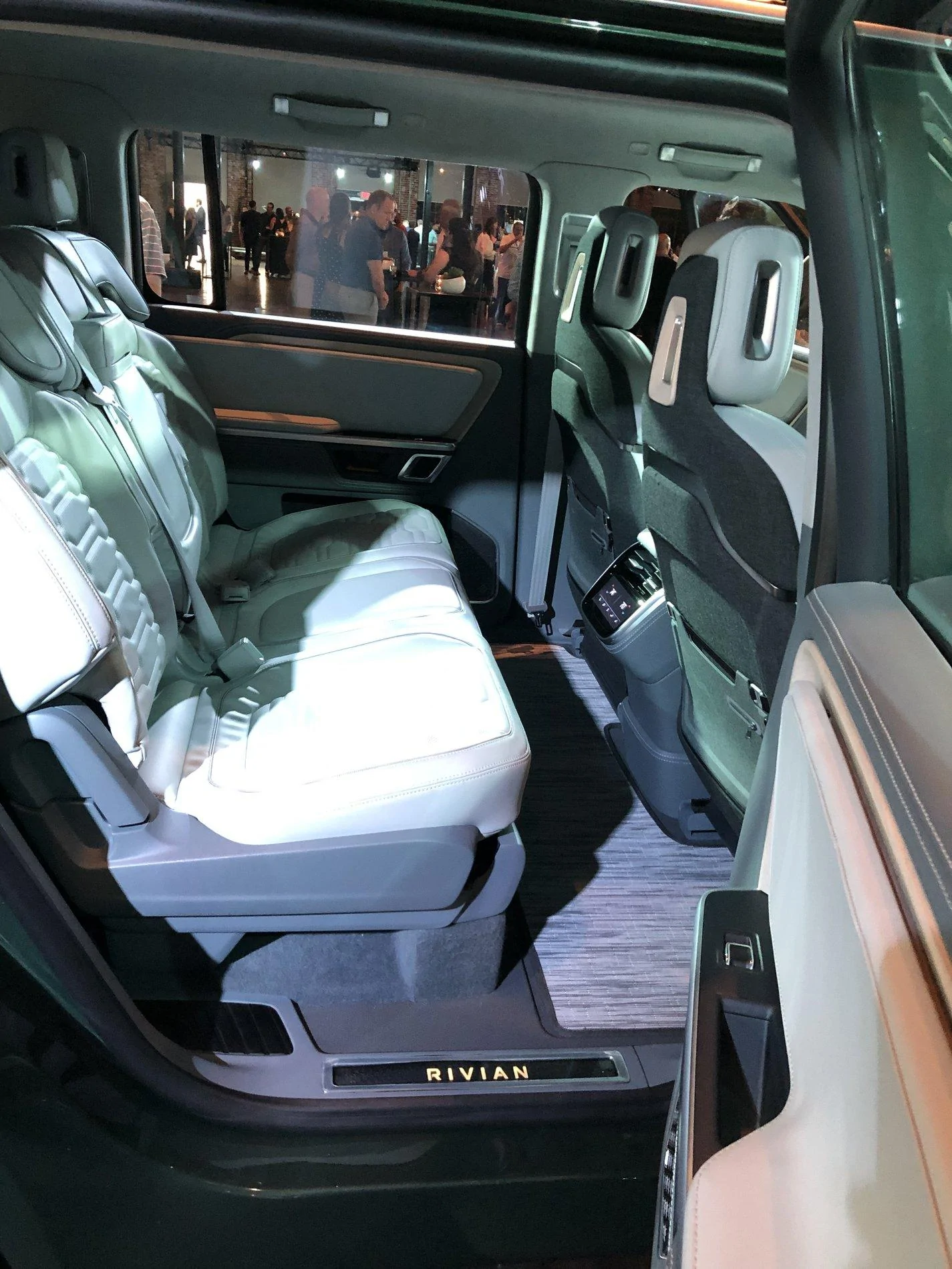 Rivian R1T R1S Rivian Atlanta Private Preview Event feedback, pics/video 2019-09-13 20.40.04