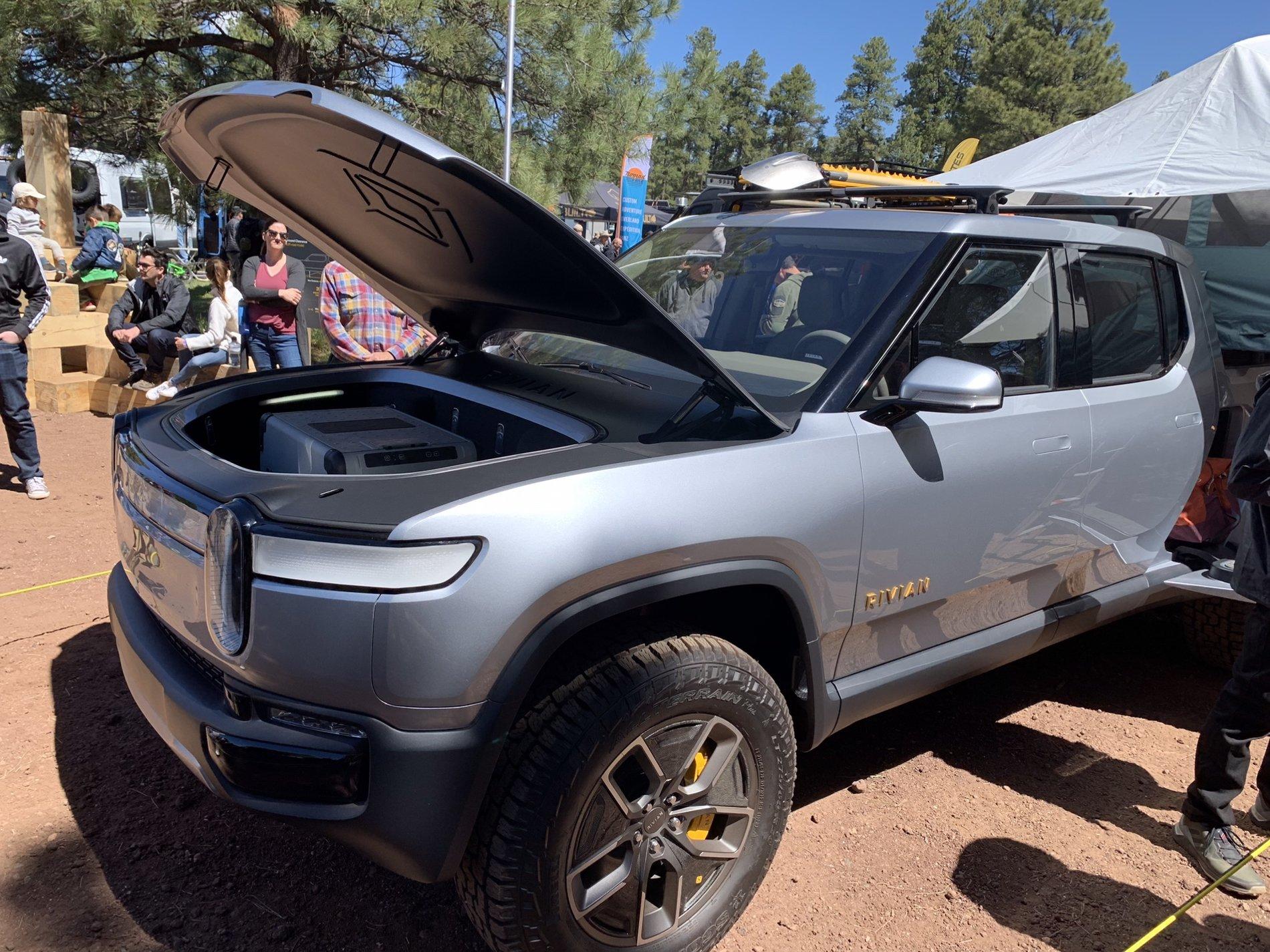 Rivian R1T R1S Unofficial color thread for R1S (with renderings) upload_2020-1-28_14-54-56