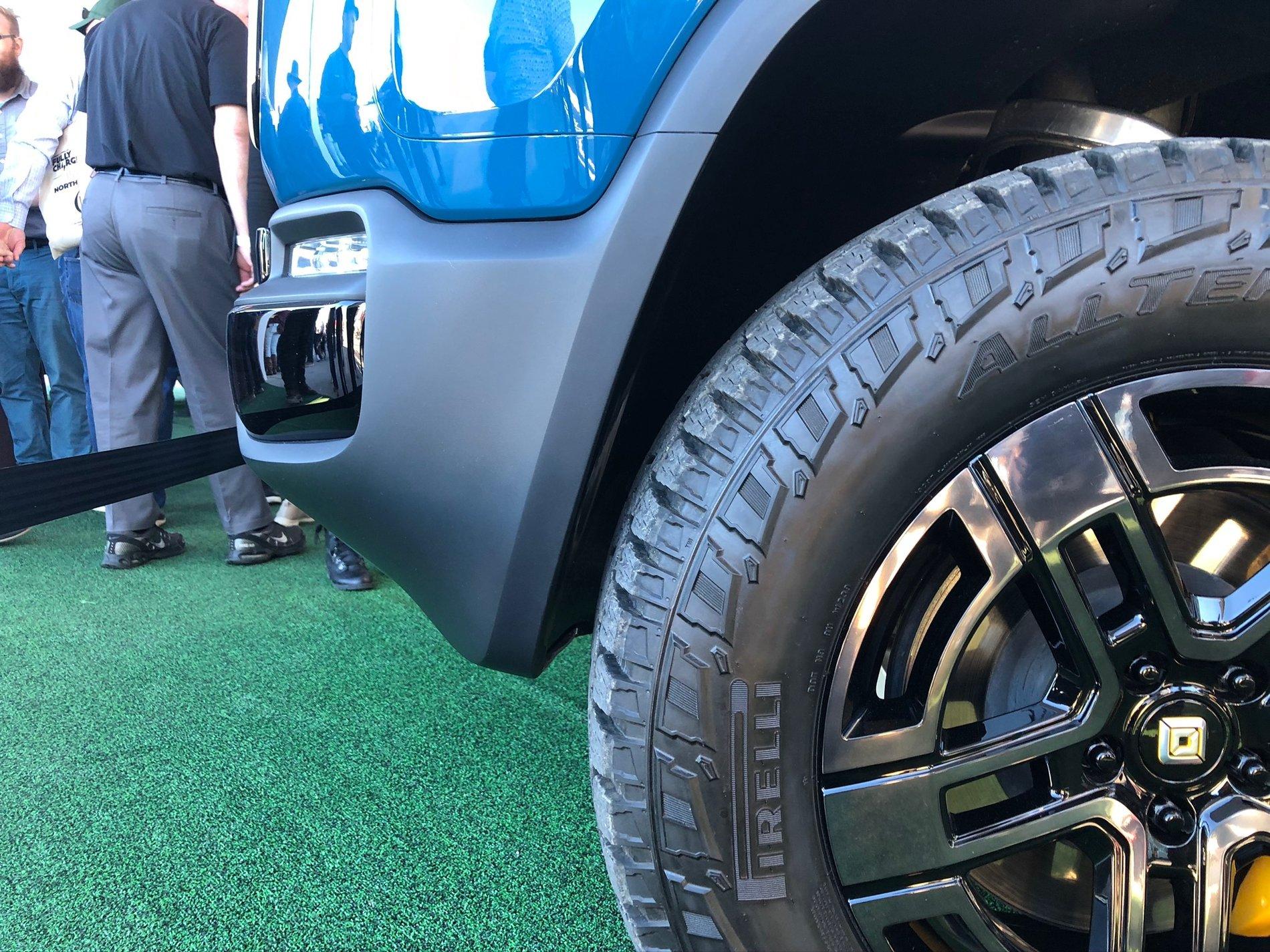 Rivian R1T R1S Are we sure they can't fit 35 inch tires? 1A4BC9E0-187D-479C-AF38-7BCD2D46C97C