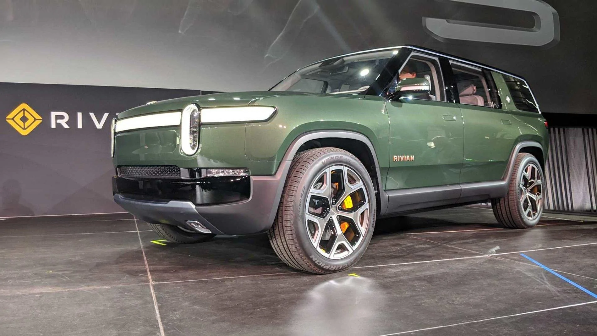 Rivian R1T R1S Green R1T Pickup first look from development video Rivian R1S Green