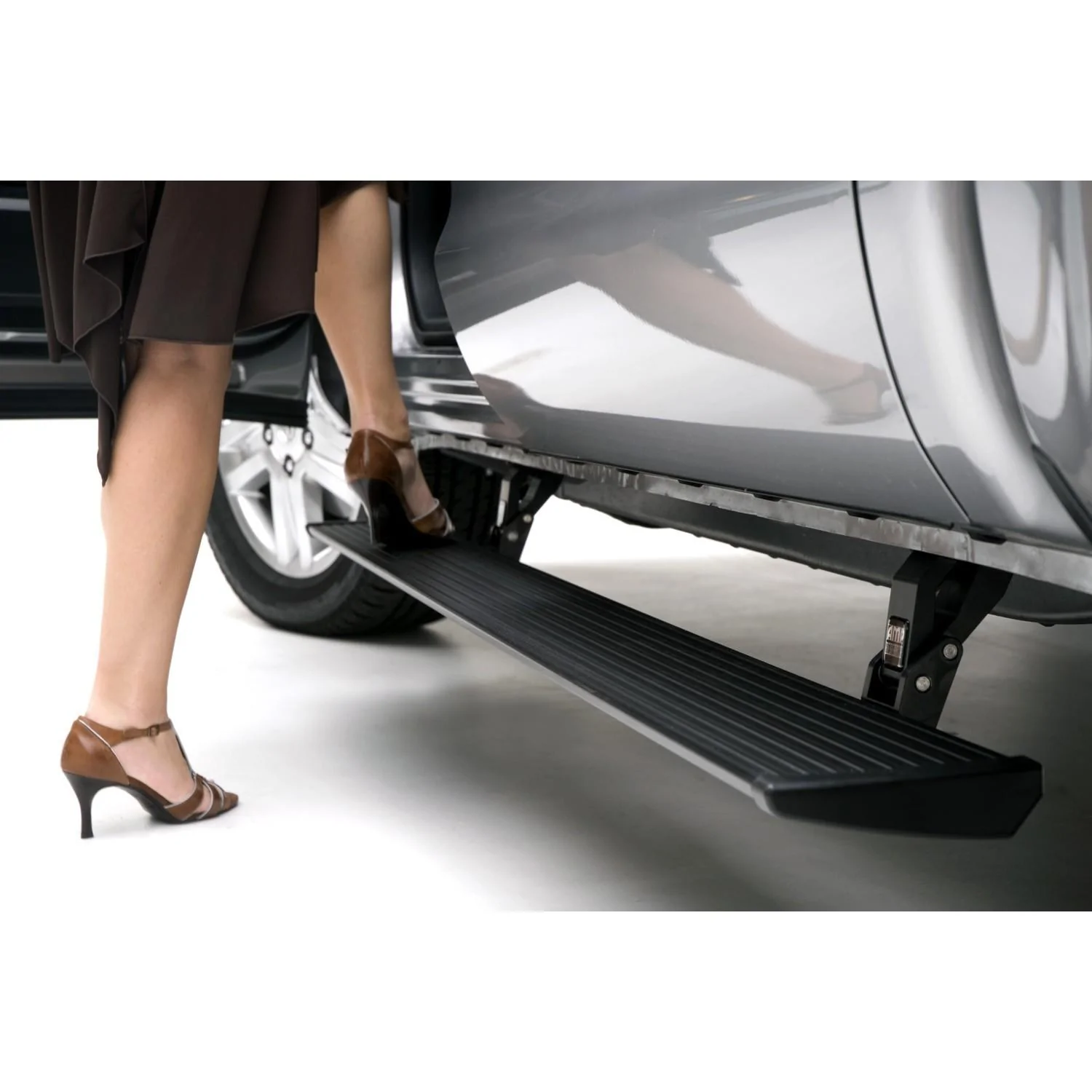 Rivian R1T R1S R1T Retracting running boards PLEASE 90CA77A3-1B82-40CC-8384-3A0E9262DE91