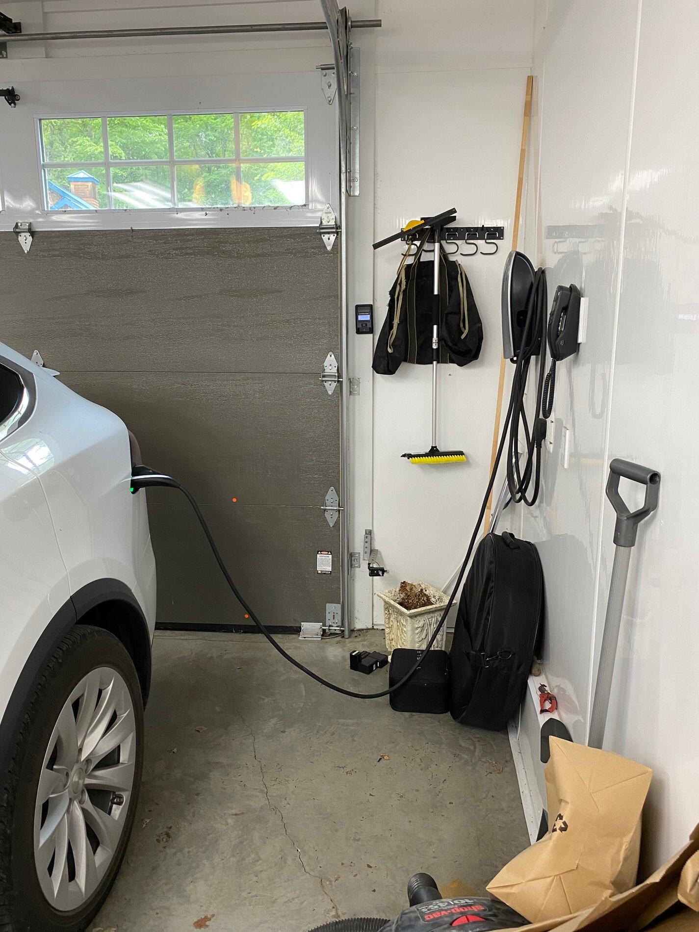 Rivian R1T R1S EVSE stats from EnergyStar tesla