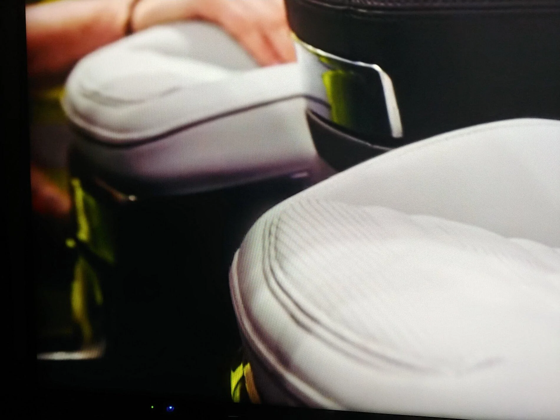Rivian R1T R1S Video: Preproduction R1T Begin Rolling Off The Line! 0911201454a_HDR