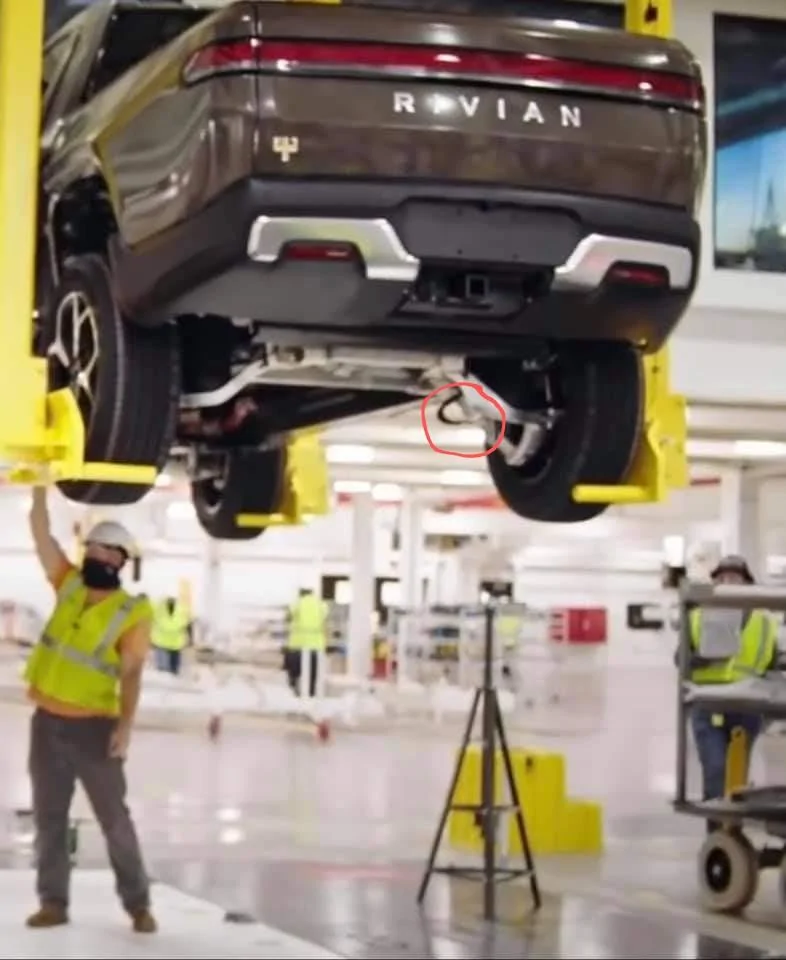Rivian R1T R1S Rivian, PLEASE Fix This! FB_IMG_1601229309285~2