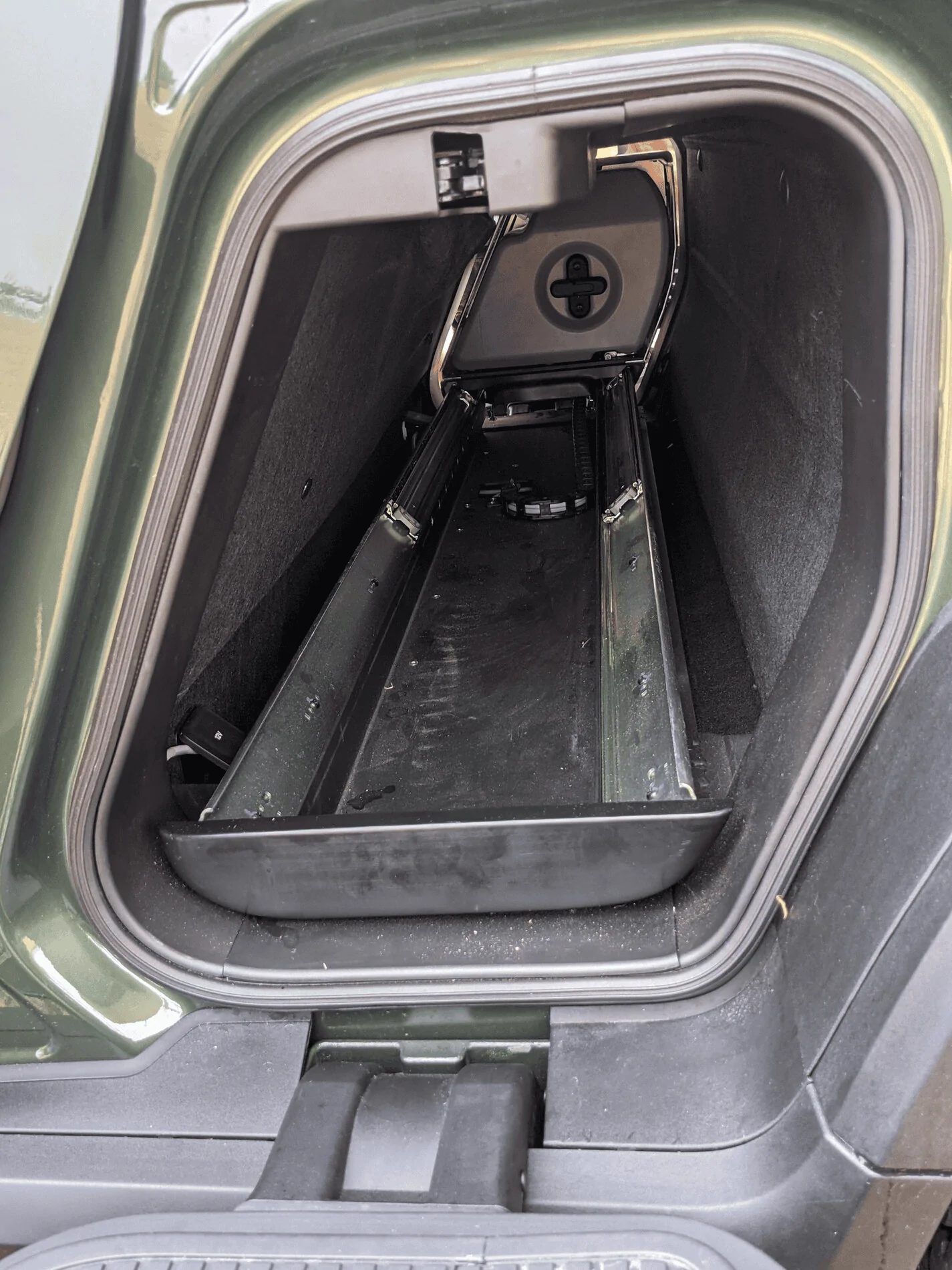 Rivian R1T R1S Gear Tunnel Shuttle thoughts? 1633647616641