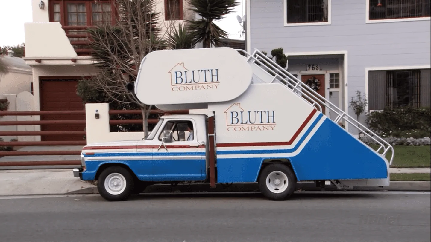 Rivian R1T R1S InsideEVs Article : Rivian Focuses On Amazon Delivery Van Over R1T Electric Truck staircar