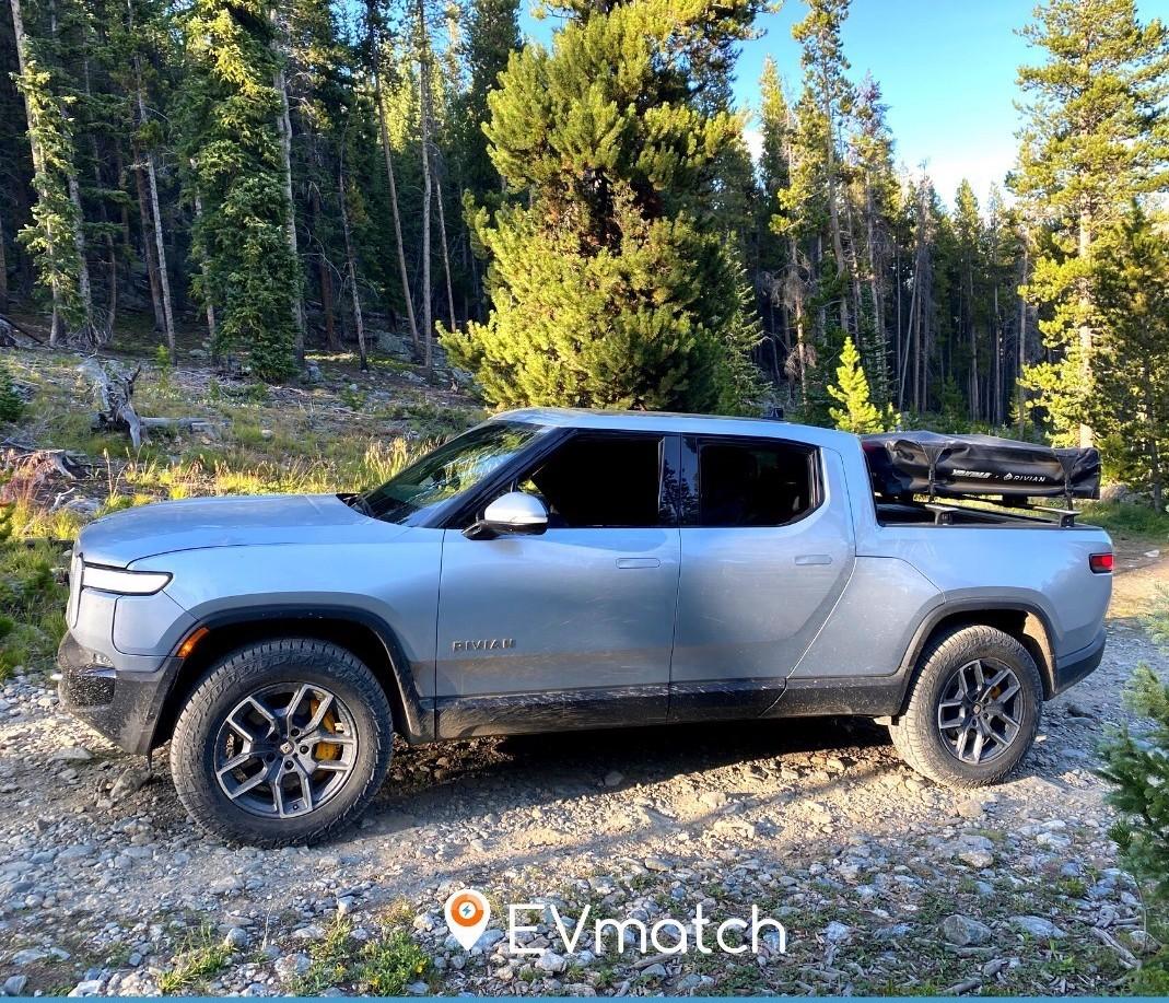 Rivian R1T R1S LA SILVER Rivian Photos LA Silver Rivian R1T