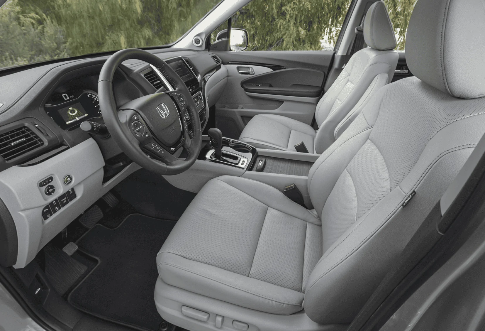 Rivian R1T R1S OCEAN COAST Rivian Interior Photos 1633798740438