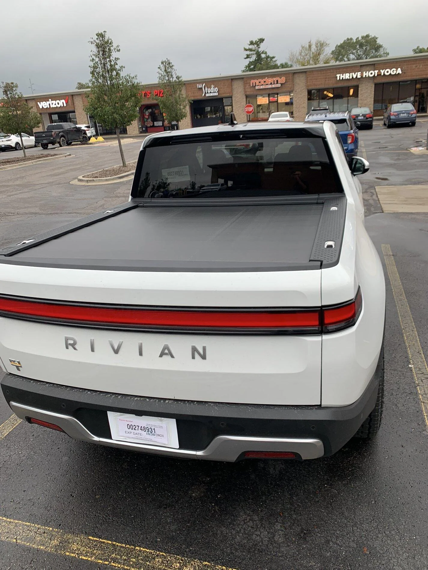Rivian R1T R1S Real Rivian Photos & Videos BFAF065A-9E63-4459-A7D7-3DCA345DF8E4