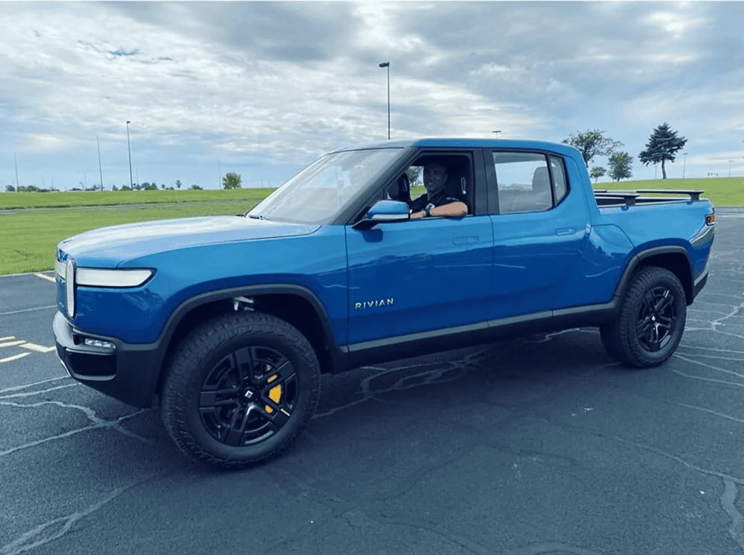Rivian R1T R1S Real Life Photos of the Rivian Wheels / Rims Options [Compilation] 1634049980344