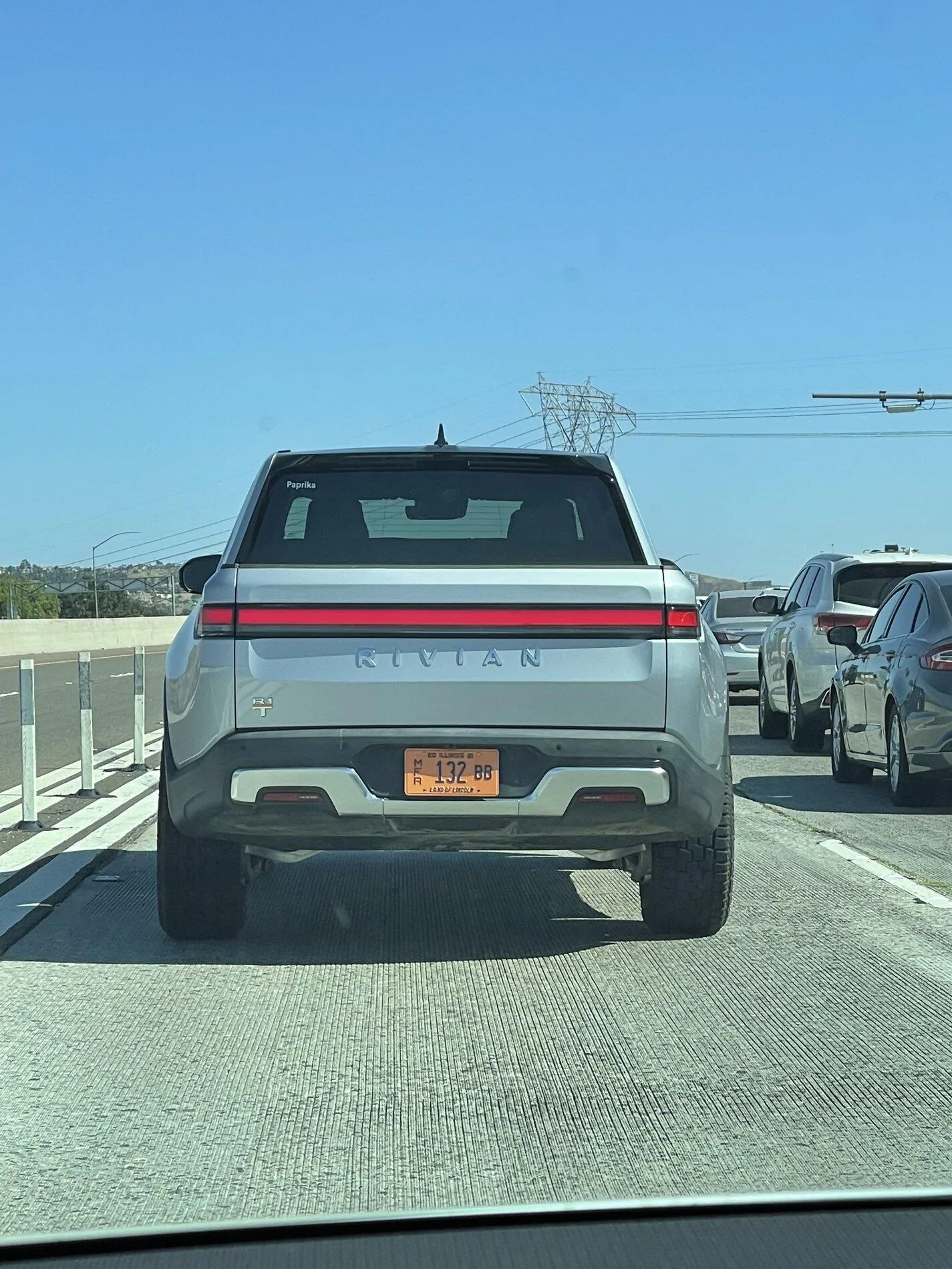 Rivian R1T R1S LA SILVER Rivian Photos C2BE4E02-93C9-4CD2-BD14-7EE4A73BF6E8