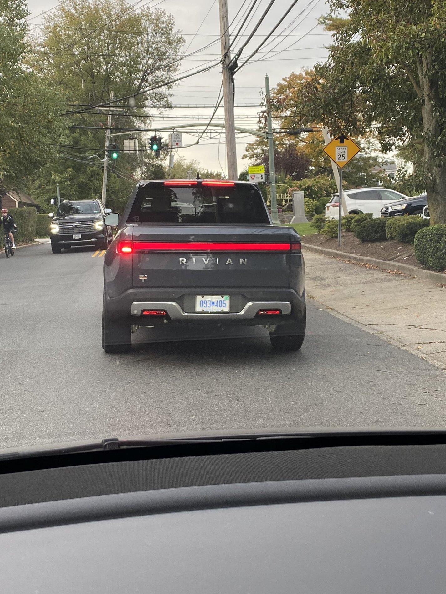 Rivian R1T R1S El CAP GRANITE Rivian Photos El Cap Granite Rivian R1T 2
