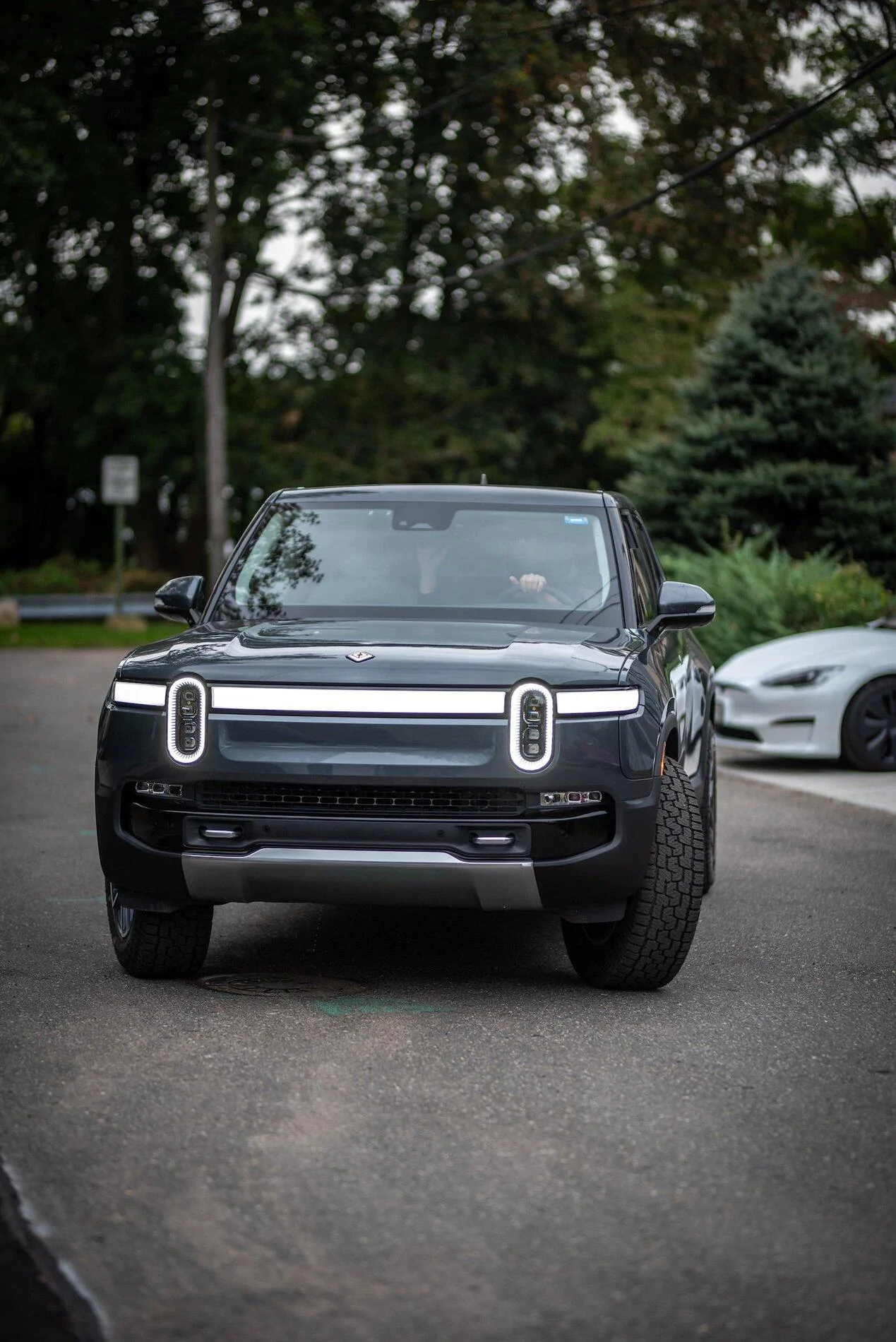 Rivian R1T R1S El CAP GRANITE Rivian Photos El Cap Granite Rivian R1T Pickup 3