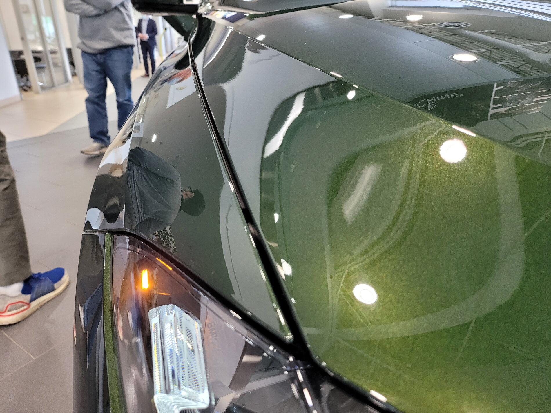 Rivian R1T R1S FOREST GREEN R1T Photos 20211023_113811
