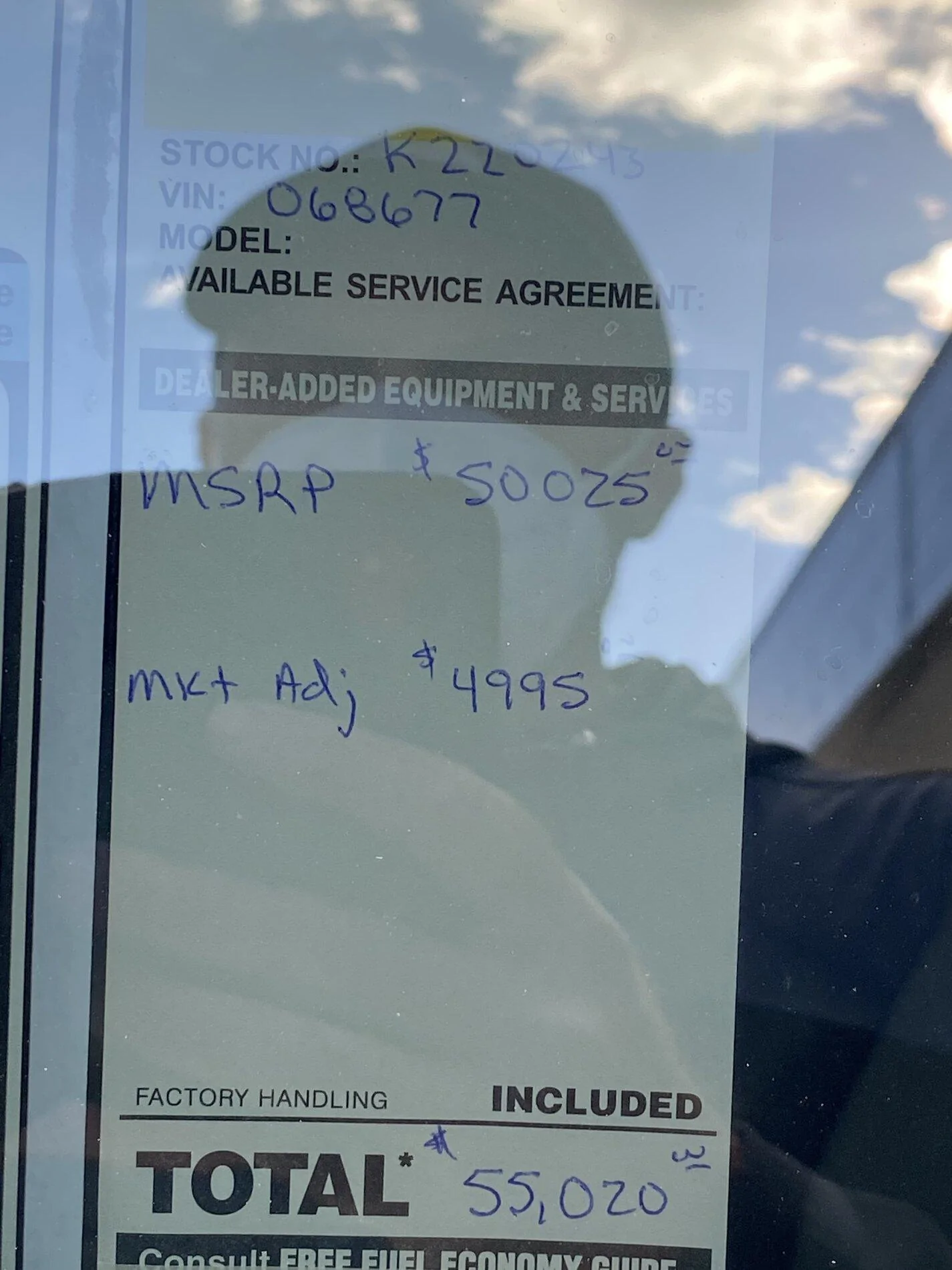Rivian R1T R1S What would make you drop your preorder? IMG_0911