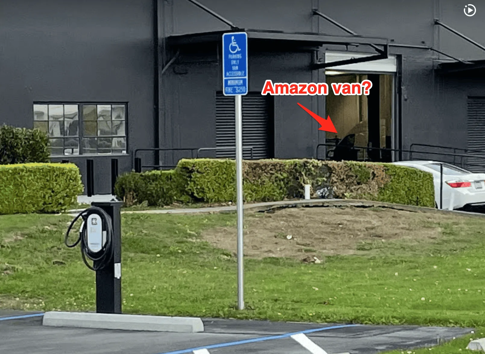 Rivian R1T R1S R1T's spotted at South San Francisco Service Center 1635298897375