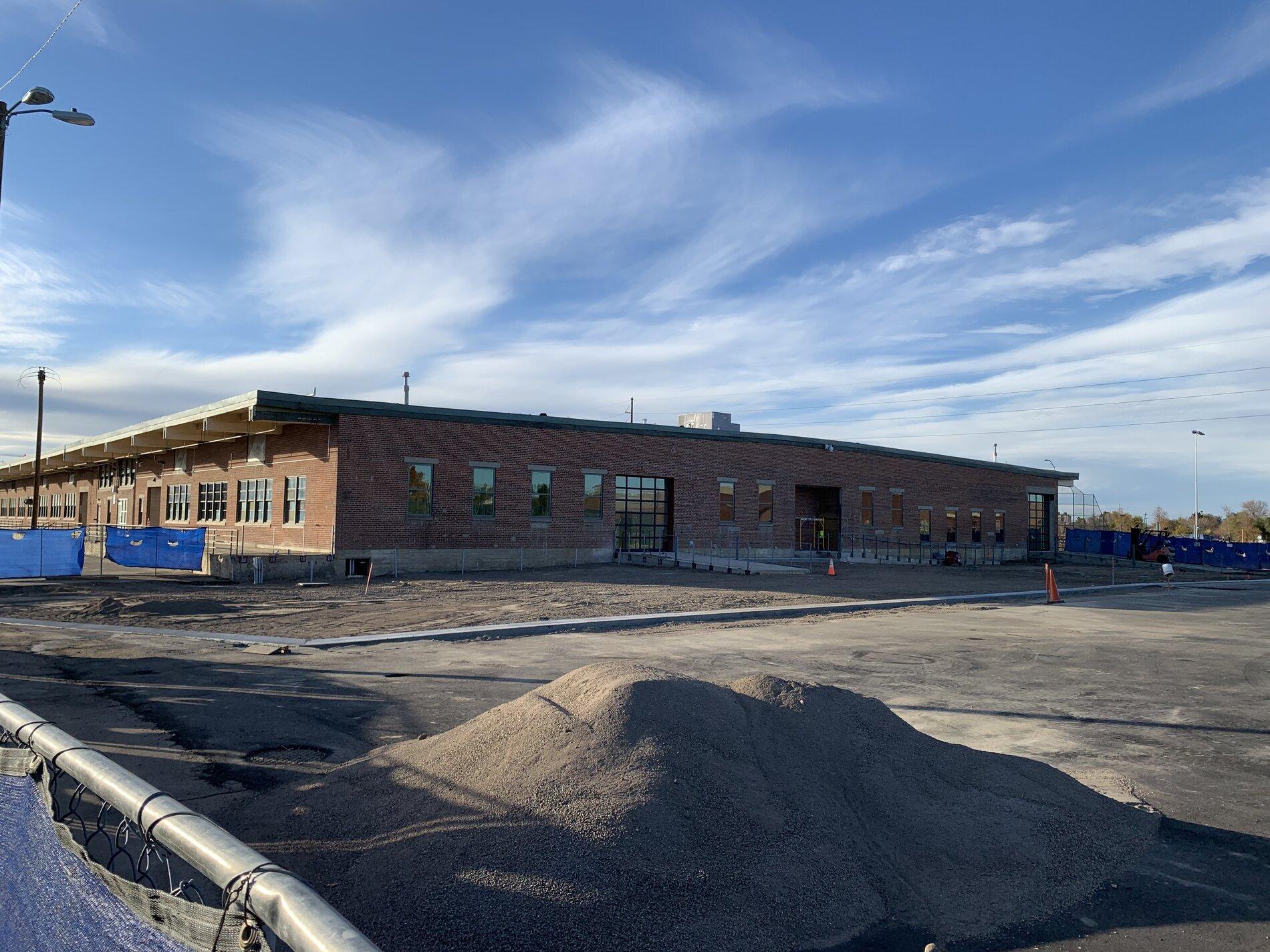 Rivian R1T R1S Denver service and delivery center update 37F4A394-D273-48C0-B136-12875D159A81
