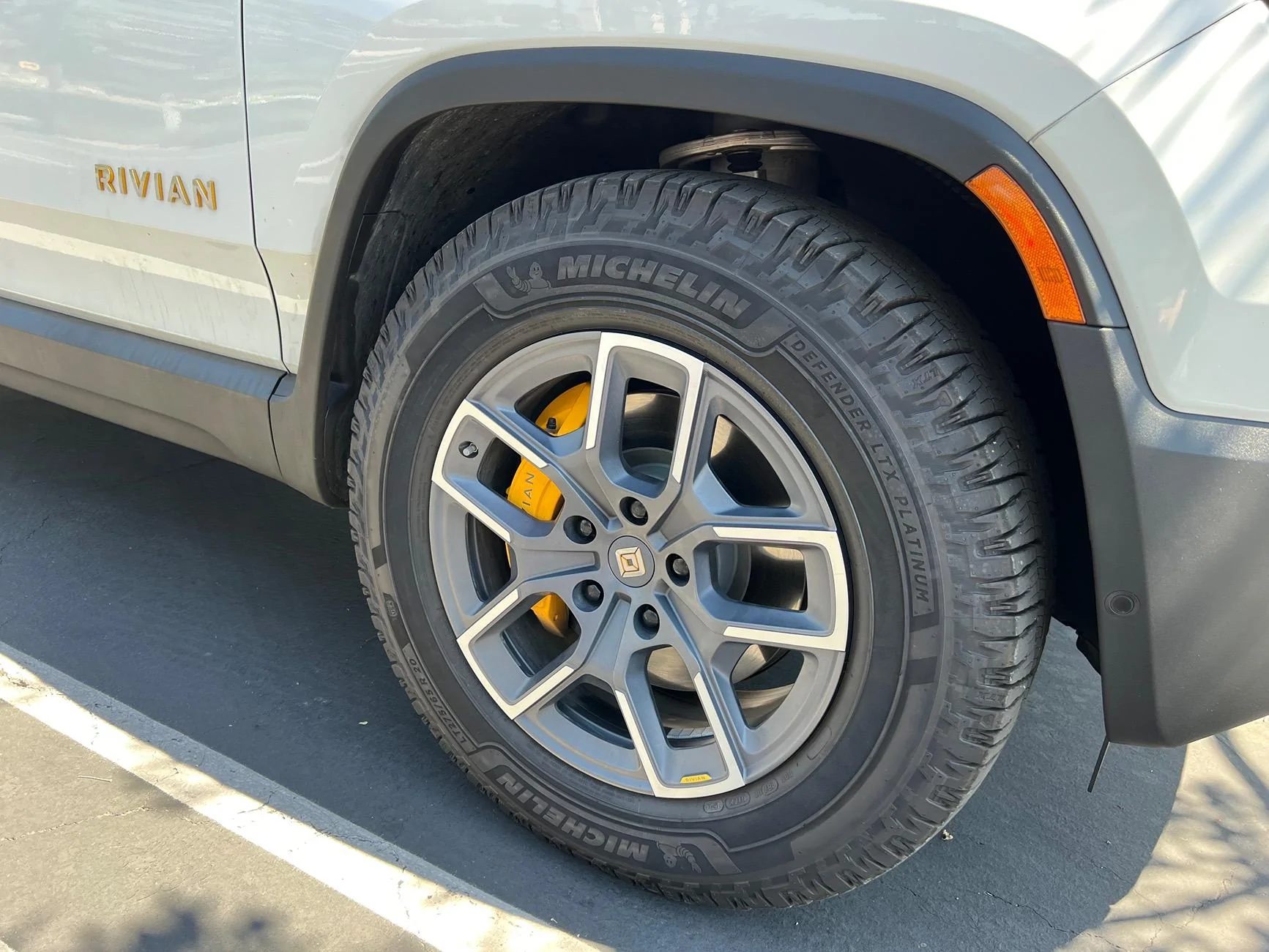 Rivian R1T R1S Wow! What a ride! IMG_8239