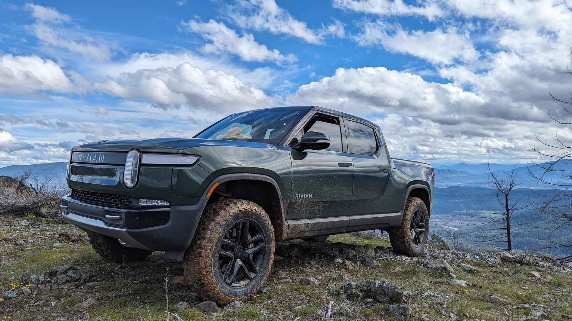 Rivian R1T R1S (PURCHASED) WTB 20" Wheels + tires PXL_20240220_212350761 (1)
