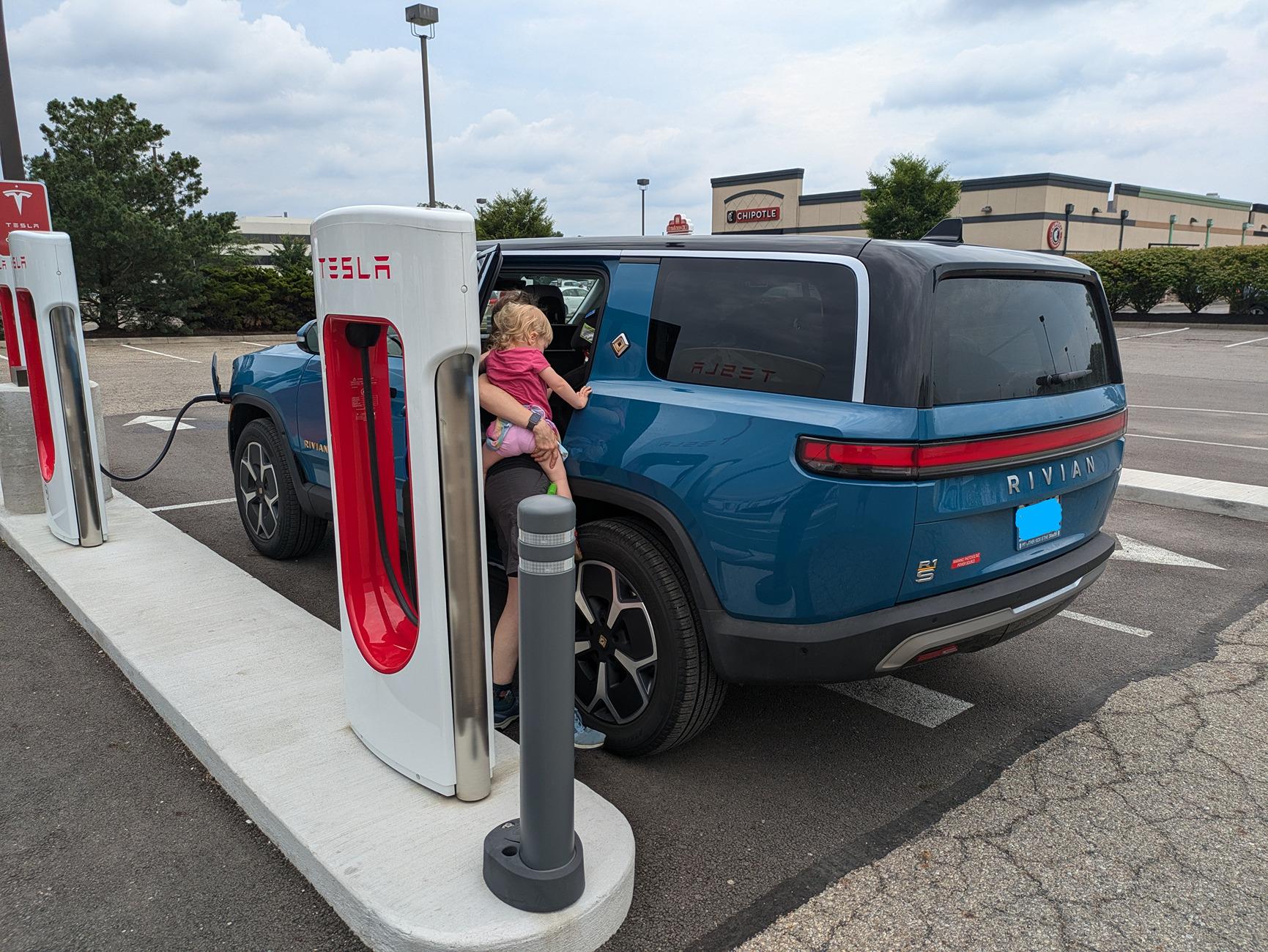 Rivian R1T R1S problem free supercharger layout in ohio. PXL_20240629_202624002~2