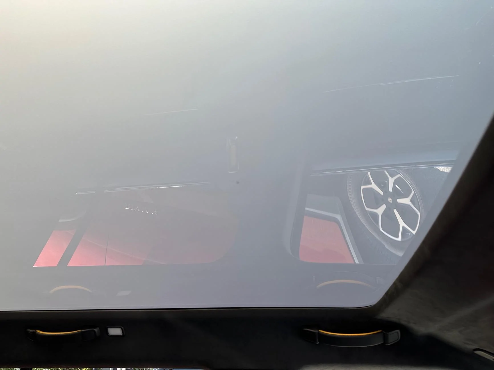 Rivian R1T R1S Gen2 Dynamic Glass Roof, is it milky when it's off? IMG_1353