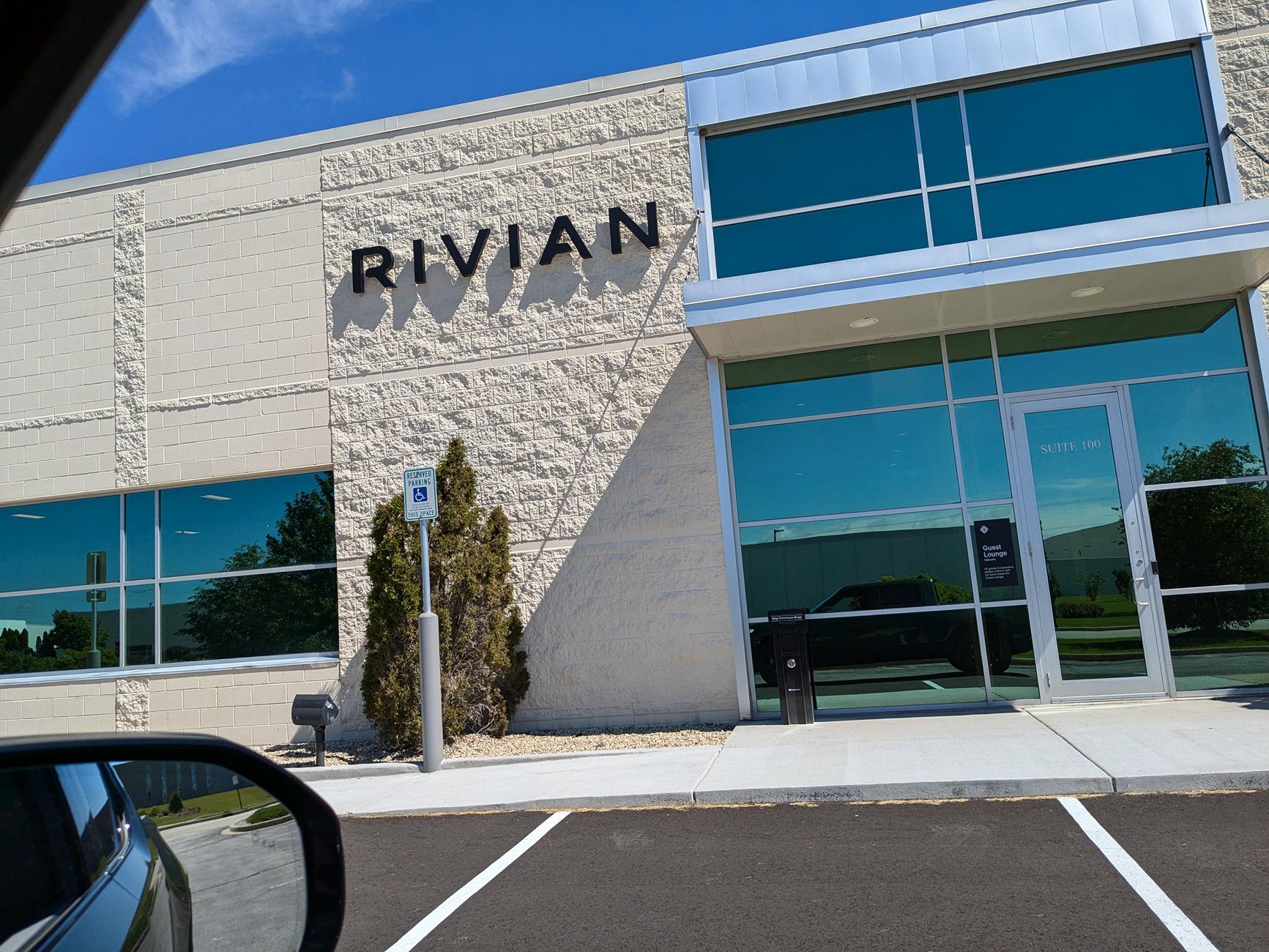 Rivian R1T R1S Wisconsin Service? PXL_20240703_152504008