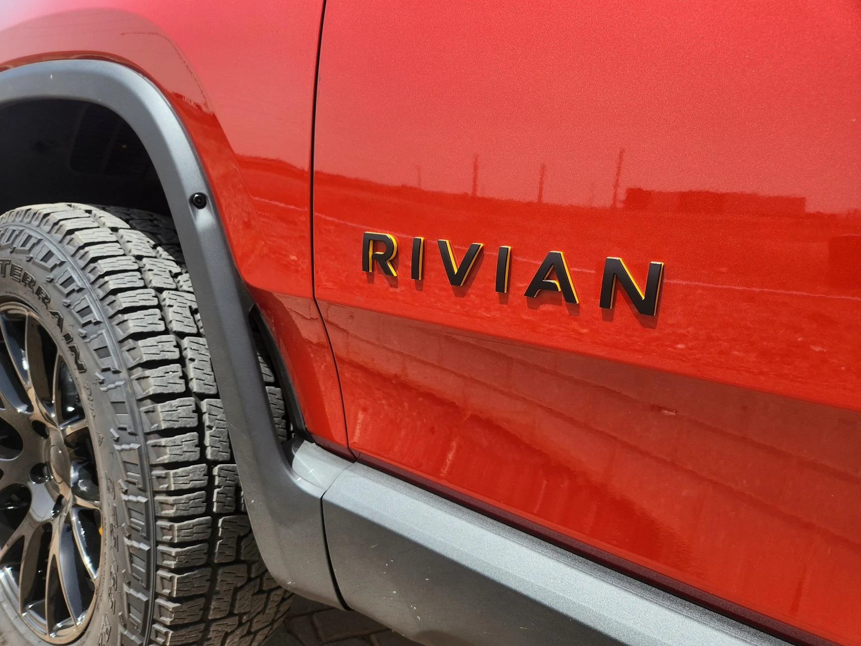 Rivian R1T R1S New MSW Type 52 Wheels in Gloss Black 20240620_101302
