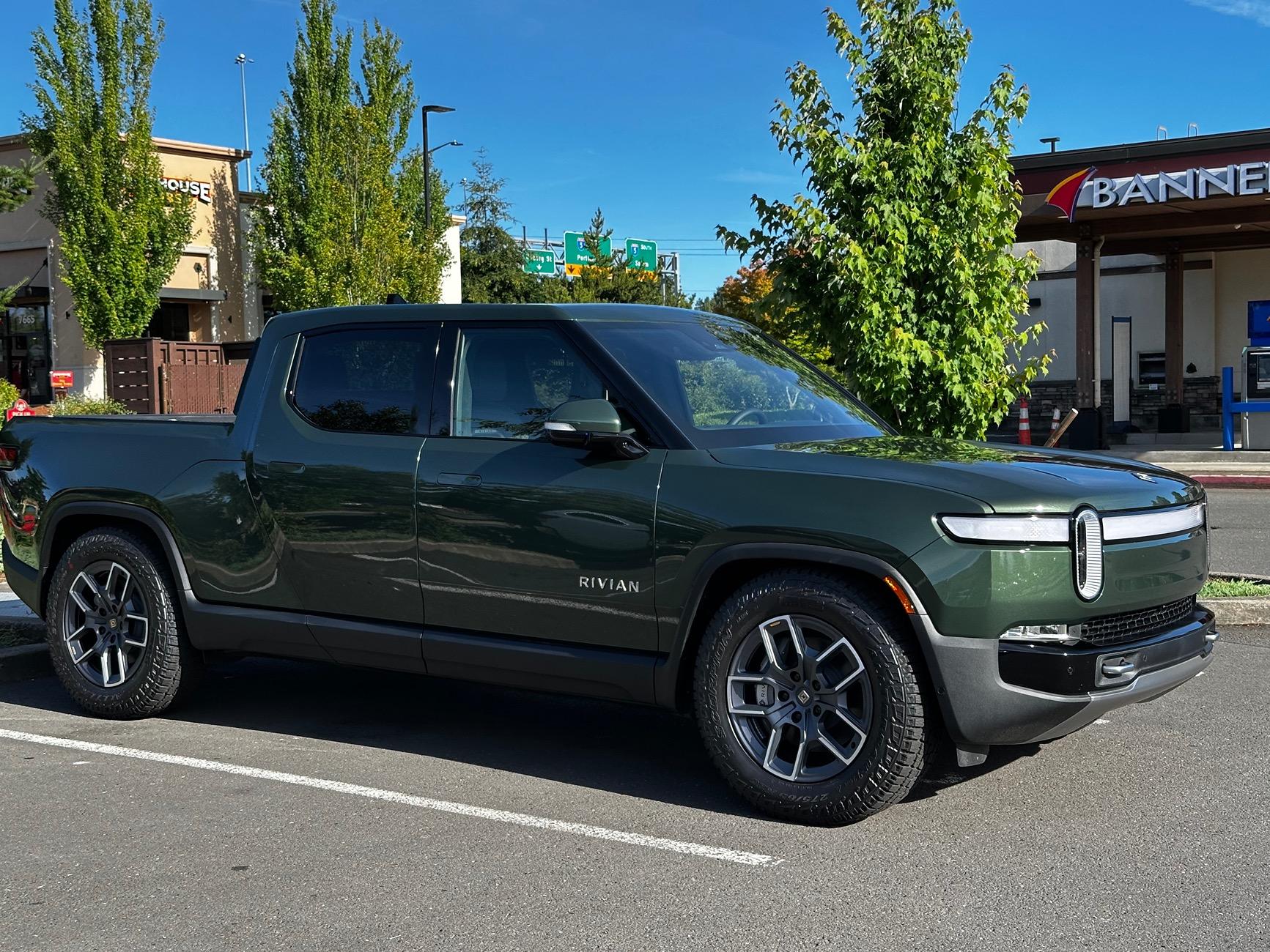 Rivian R1T R1S BestEvMod 4TH OF JULY RAFFLE IMG_5166