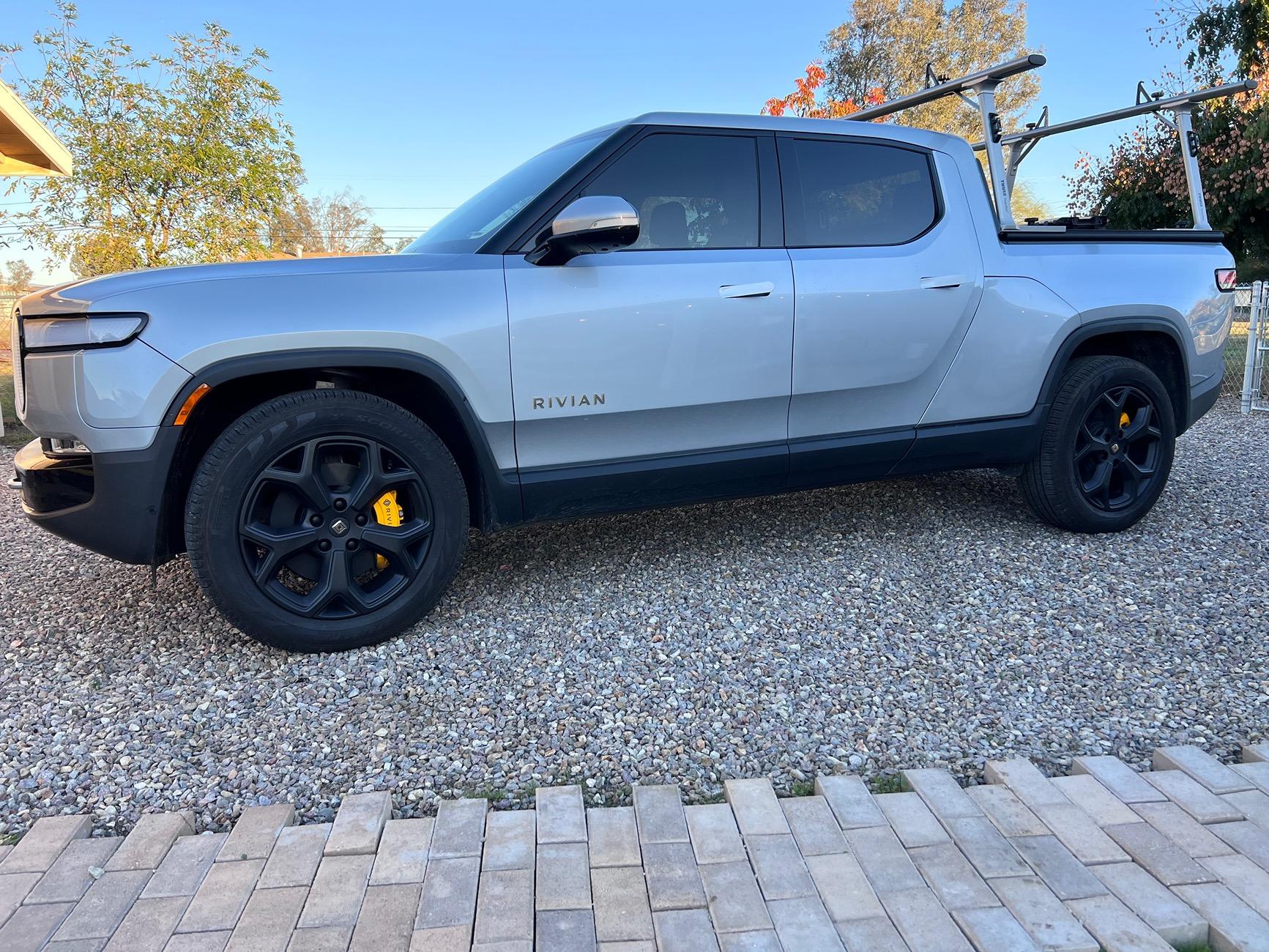 Rivian R1T R1S BestEvMod 4TH OF JULY RAFFLE IMG_1961