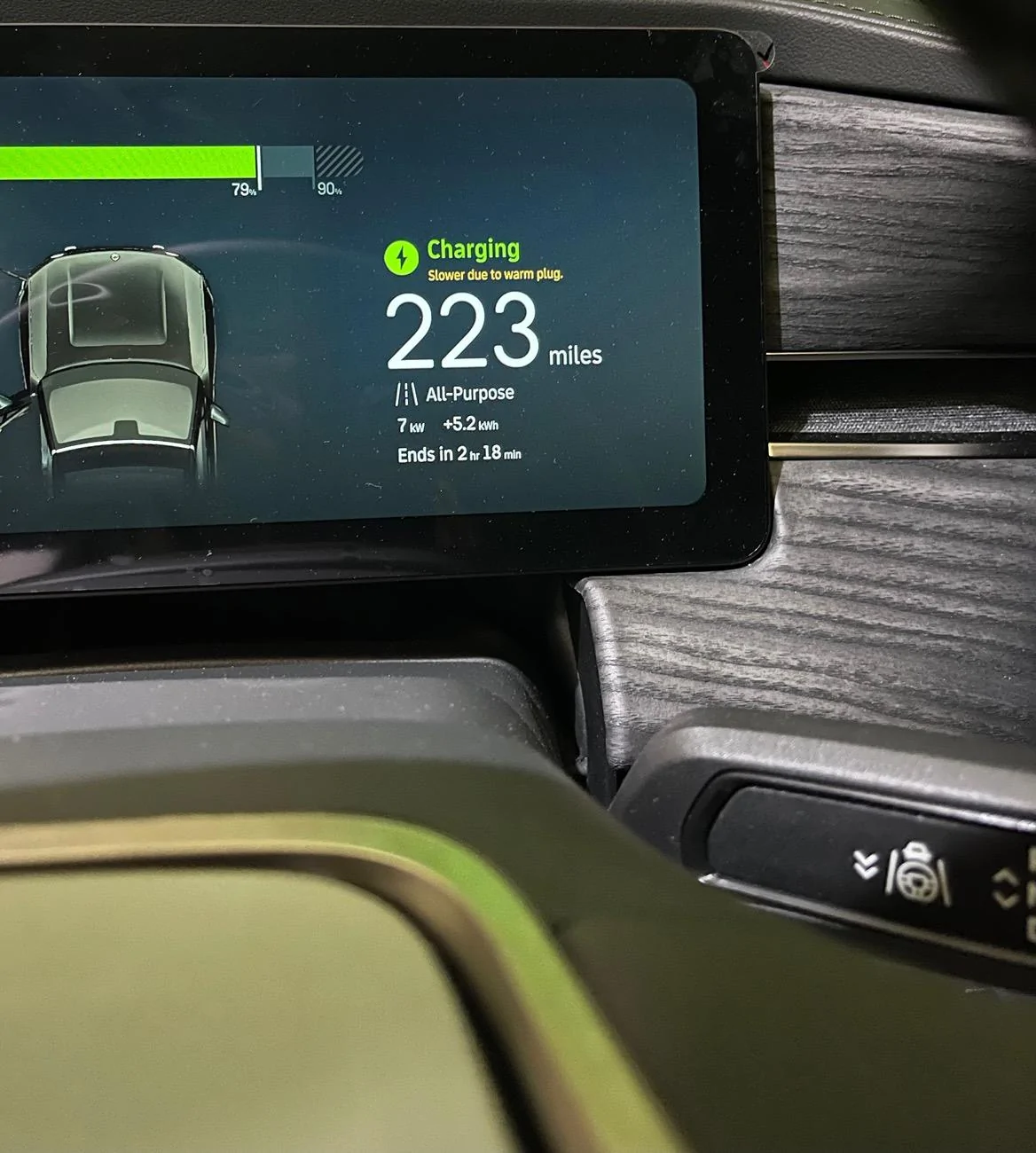 Rivian R1T R1S Drop charging IMG_2819
