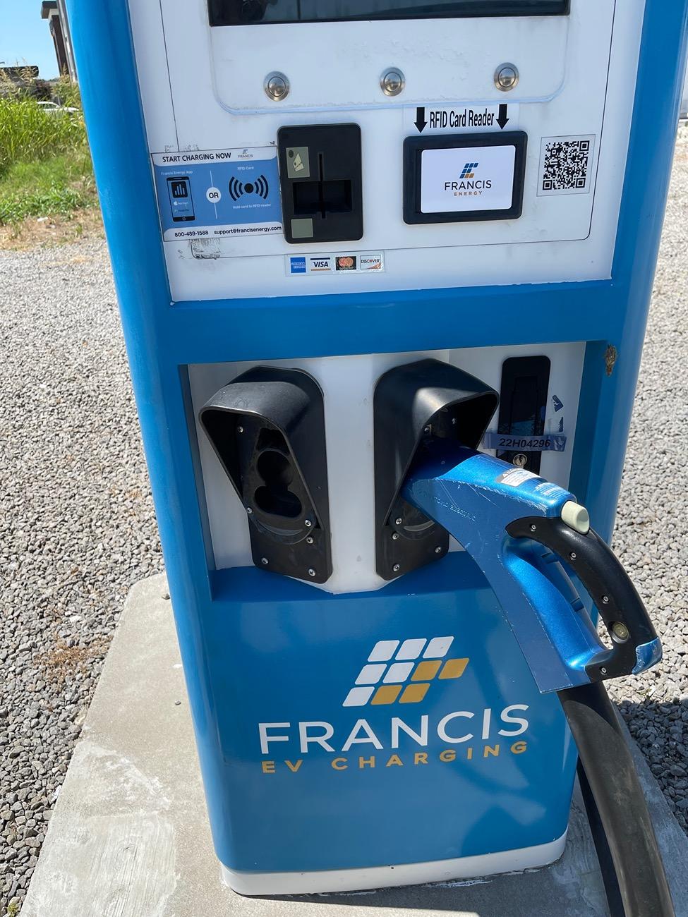 Rivian R1T R1S Francis Energy location charging issues? IMG_3736