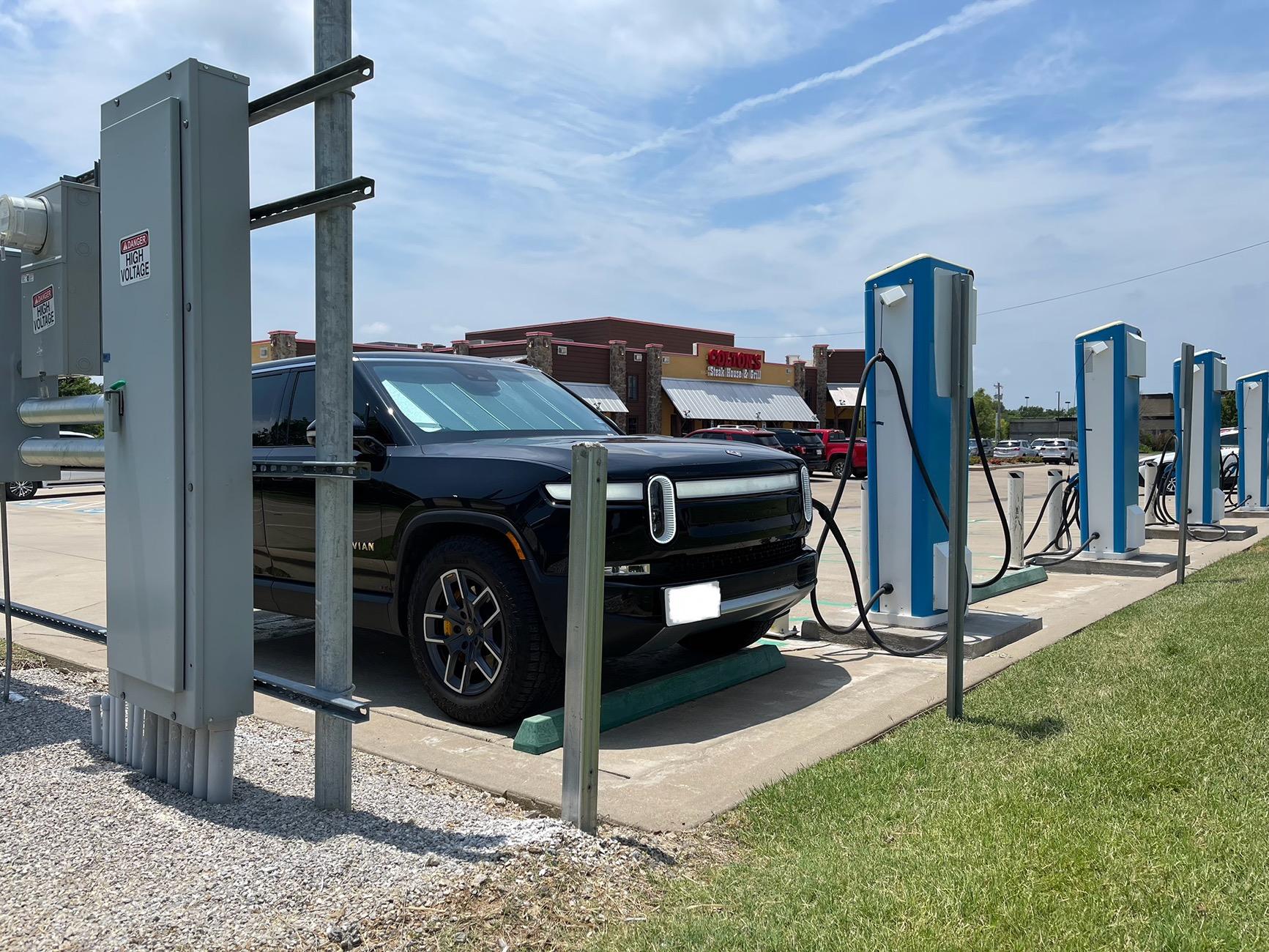 Rivian R1T R1S Francis Energy location charging issues? IMG_4256