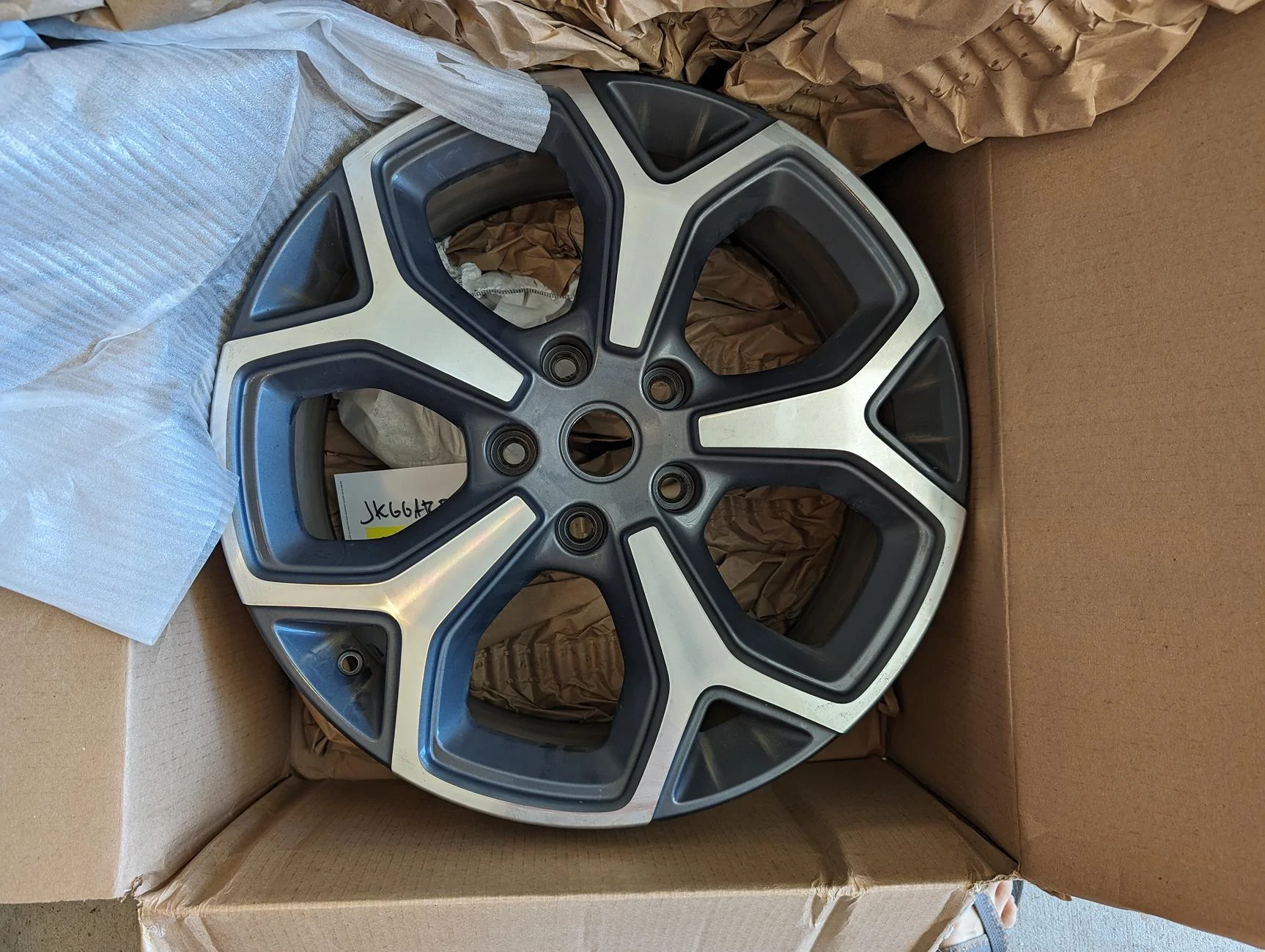 Rivian R1T R1S 21" Wheels Only $20 for 3 HTX PXL_20231020_172411880