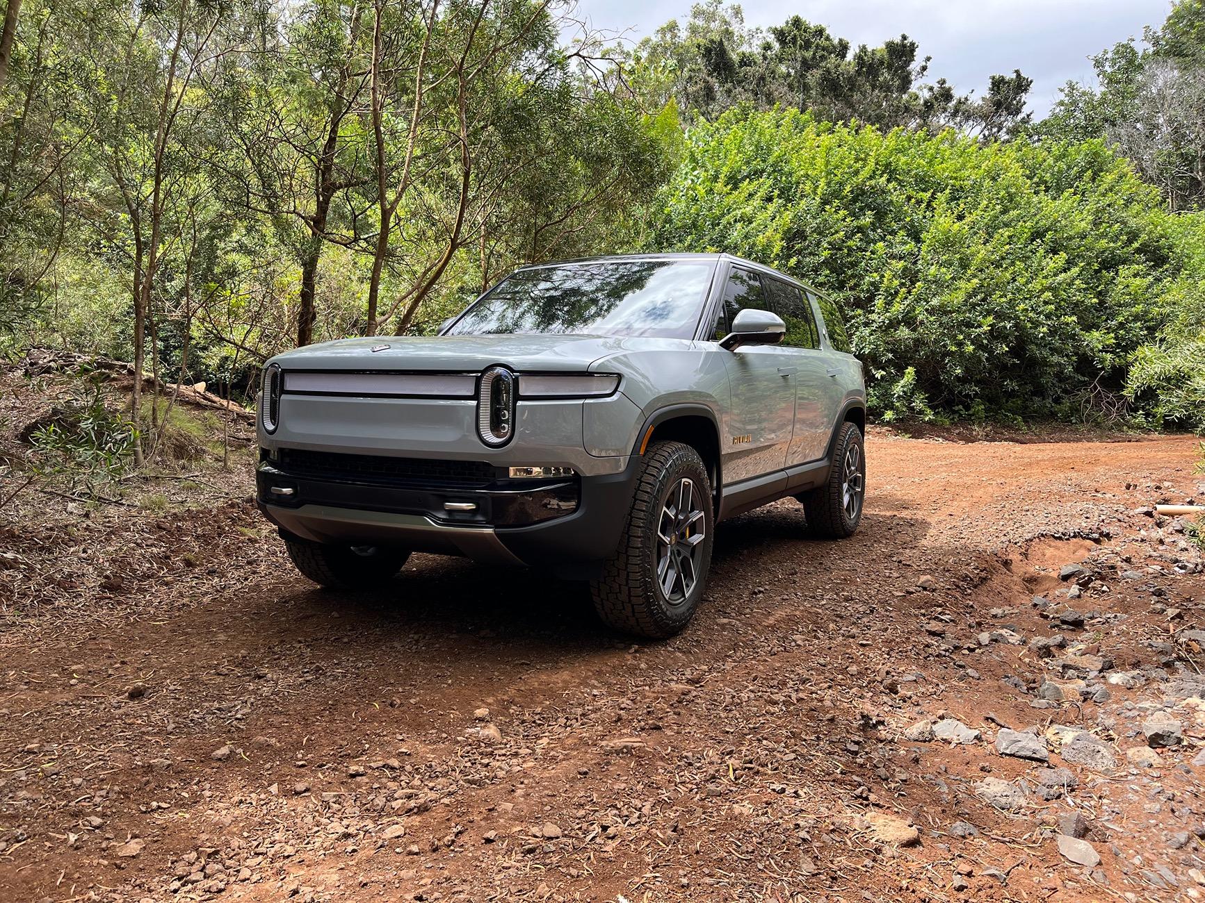 Rivian R1T R1S R1S on "R1 Road" on the Big Island of Hawaii 7-1-2024 IMG_3326