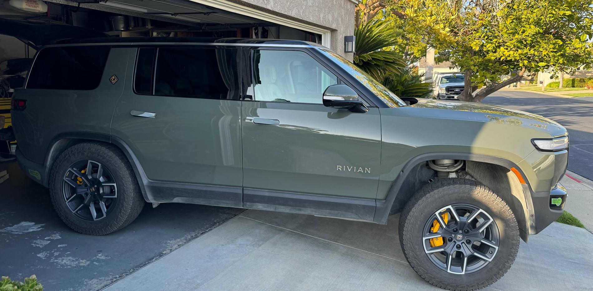 Rivian R1T R1S How often should I be able to adjust ride height? IMG_5077
