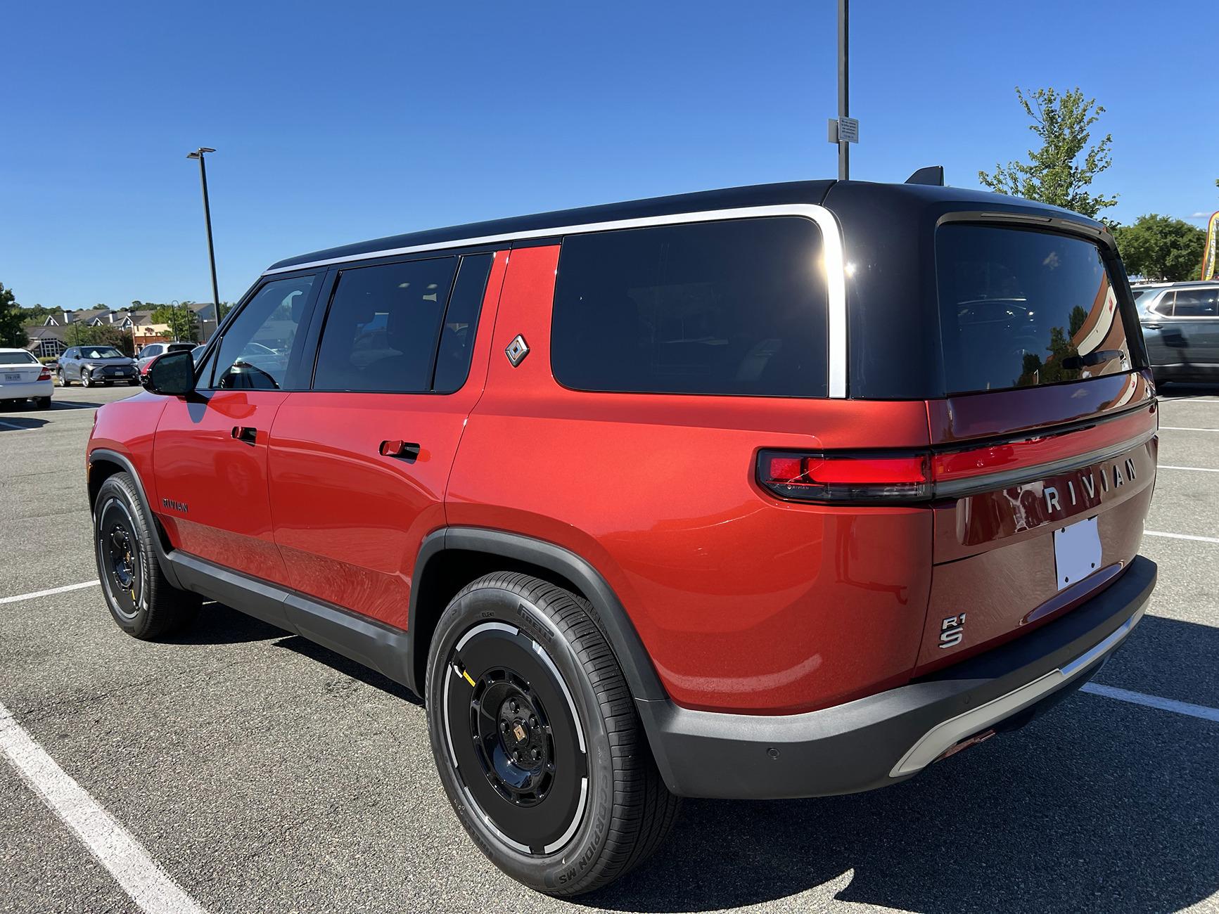 Rivian R1T R1S My experience with 2025 R1S Gen 2 -- Purchase and first 10 days / 500 miles Red Canyon