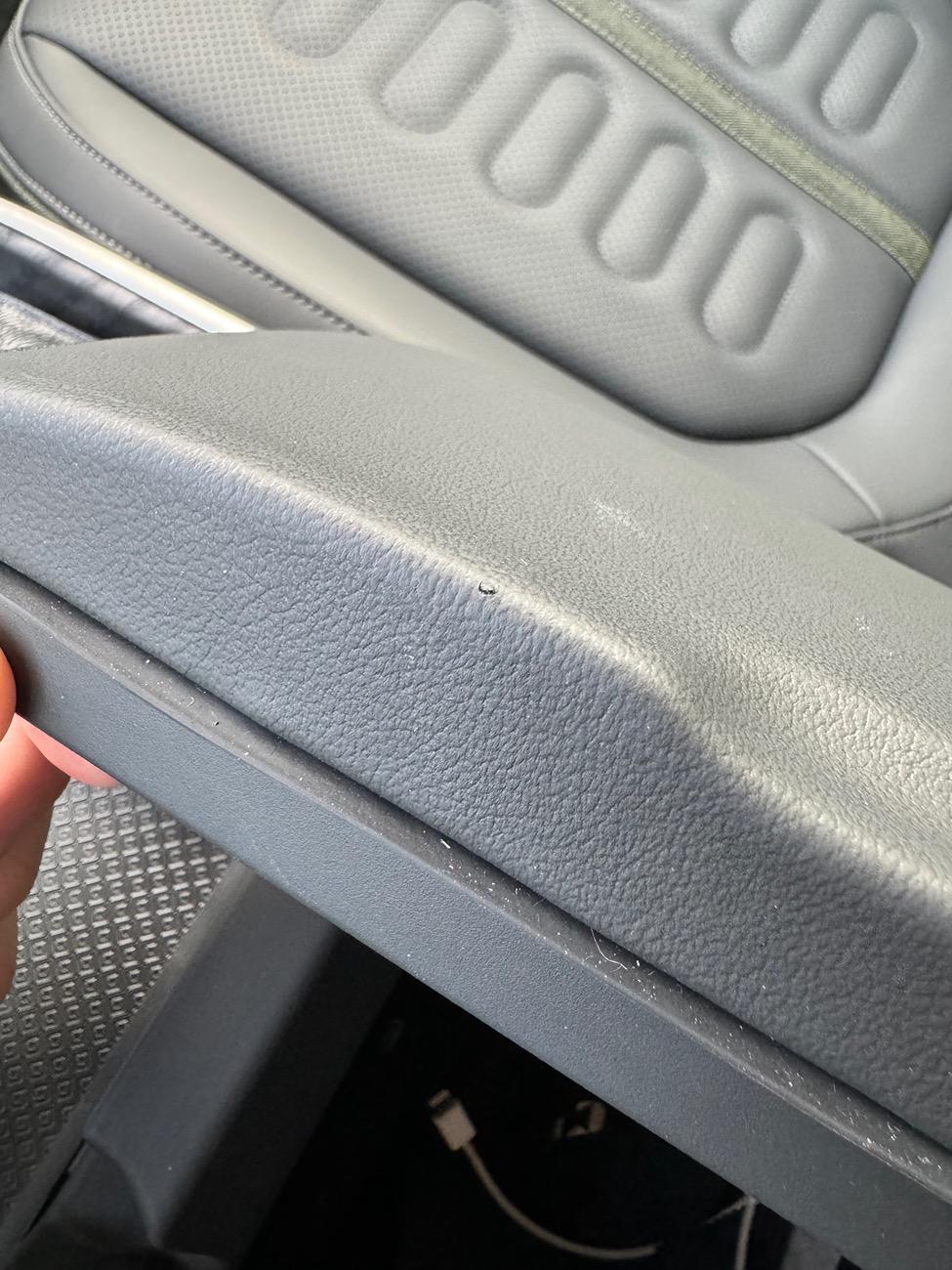 Rivian R1T R1S Initial Quality Issues - Worth Fixing? IMG_4239