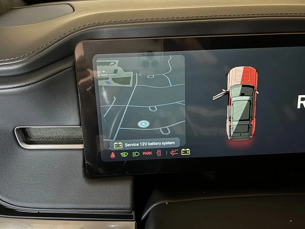 Rivian R1T R1S My experience with 2025 R1S Gen 2 -- Purchase and first 10 days / 500 miles 12vBattery