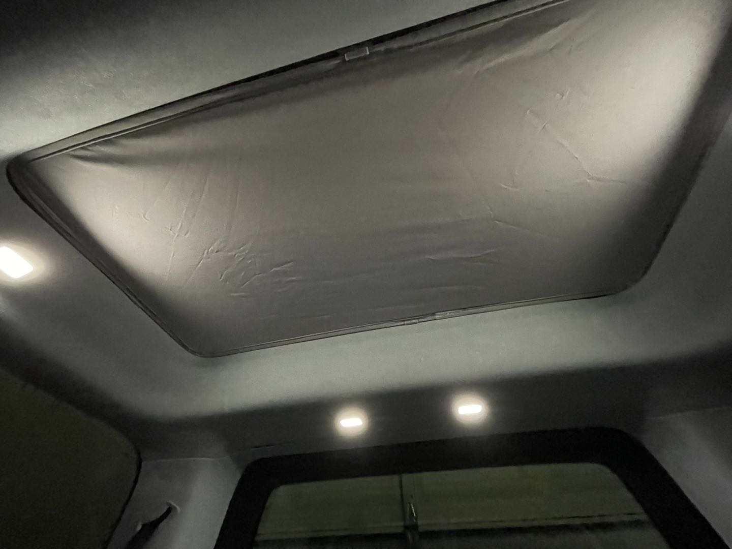 Rivian R1T R1S Glass roof cover IMG_5080