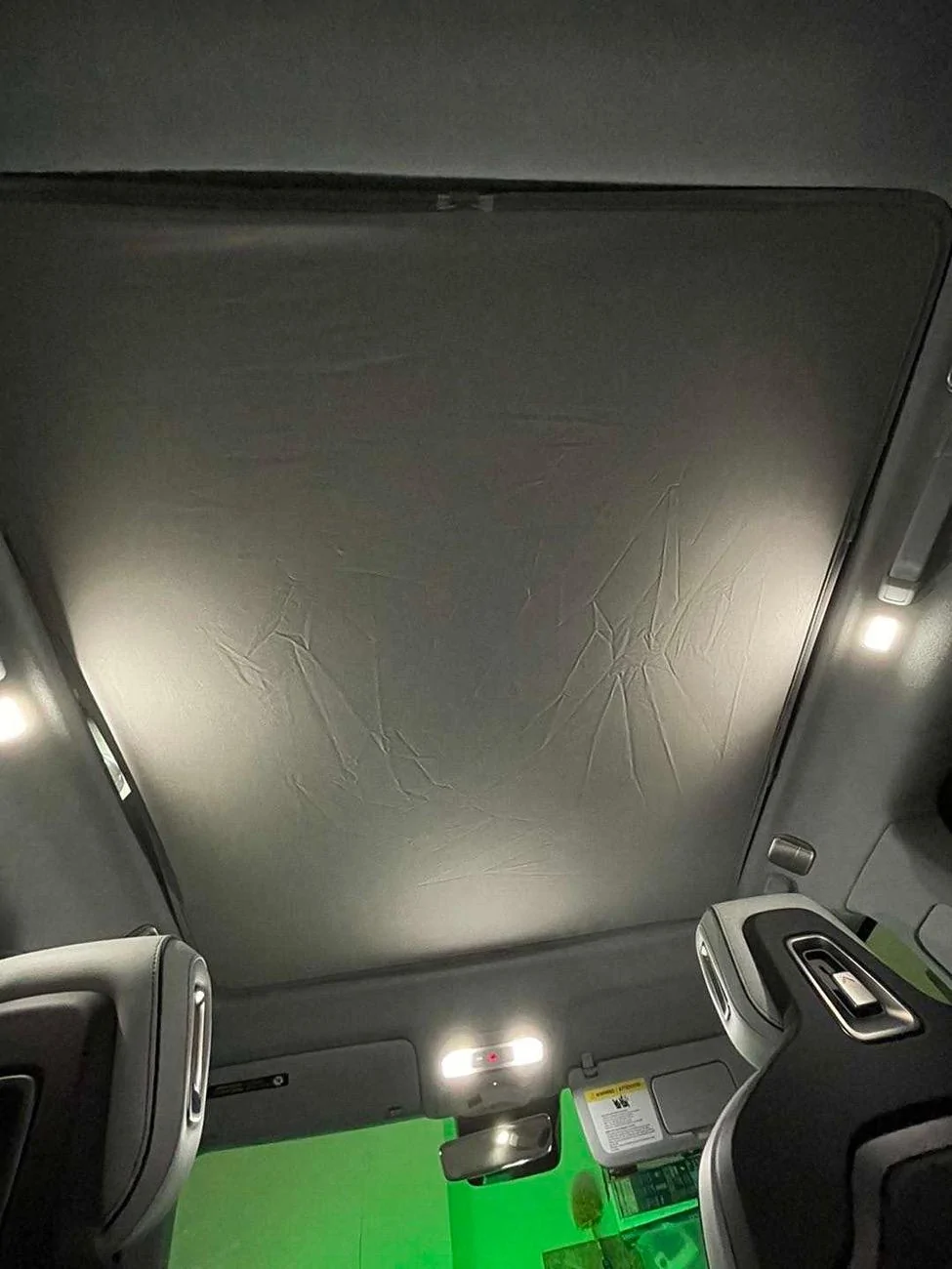 Rivian R1T R1S Glass roof cover IMG_5081