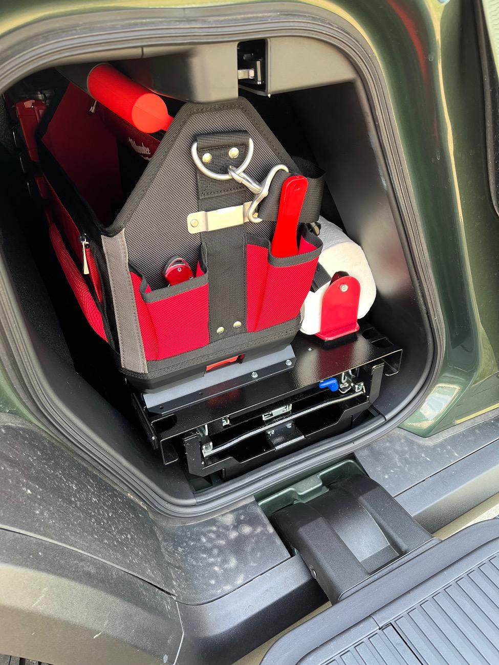 Rivian R1T R1S RMaxx Gear Tunnel Slide + Milwaukee Packout IMG_1361