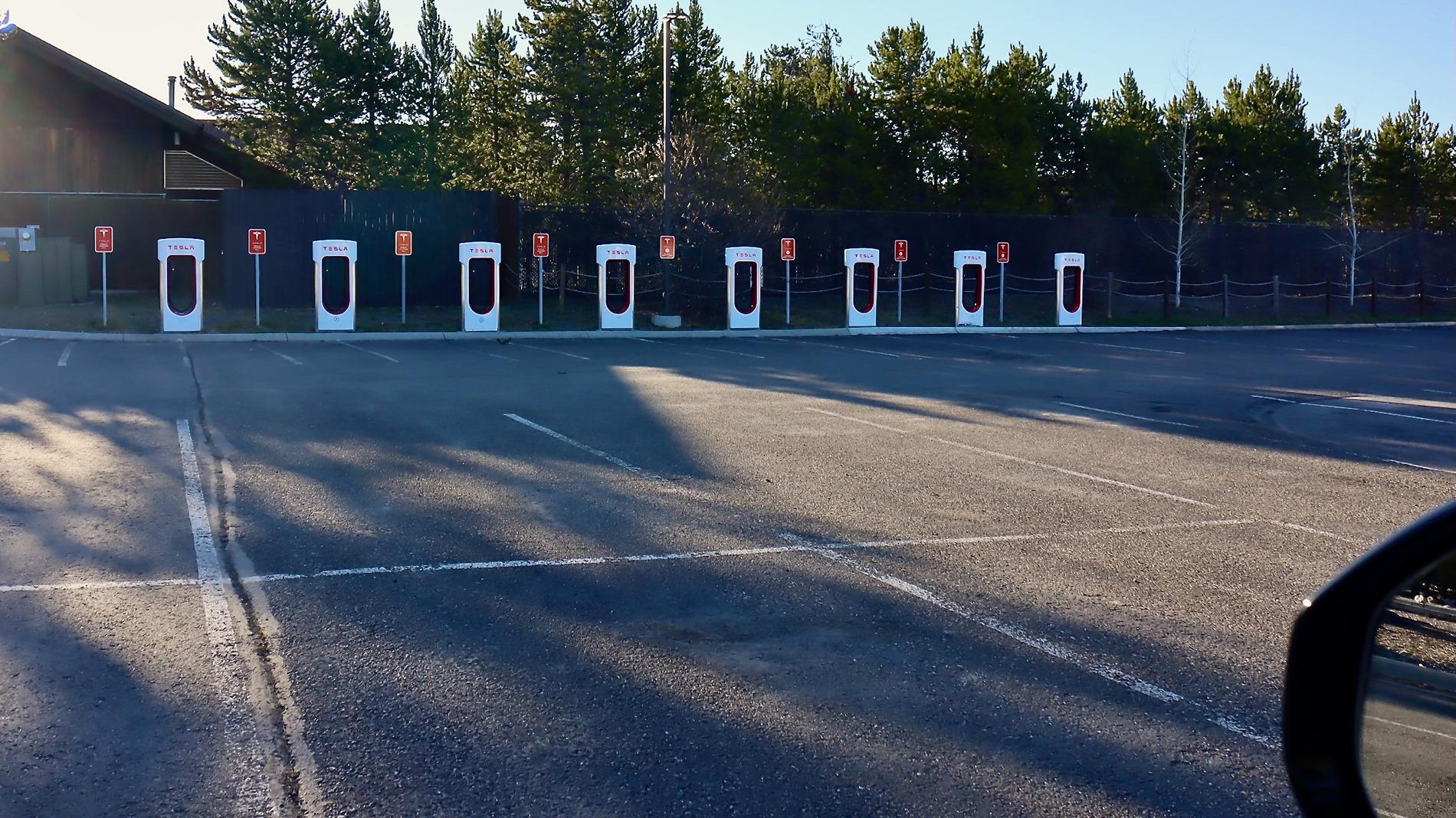 Rivian R1T R1S Rivian Announces The Yosemite Charging Outpost IMG_3612