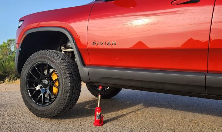 Rivian R1T R1S Are You Ready for a Flat? Tire Repair, Jack, Puck, Air Compressor Recommendations rivian sni