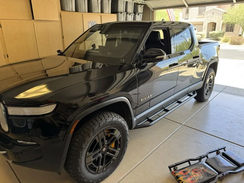 Rivian R1T R1S GOAT Fab rock rails installed 1721578868321-lf