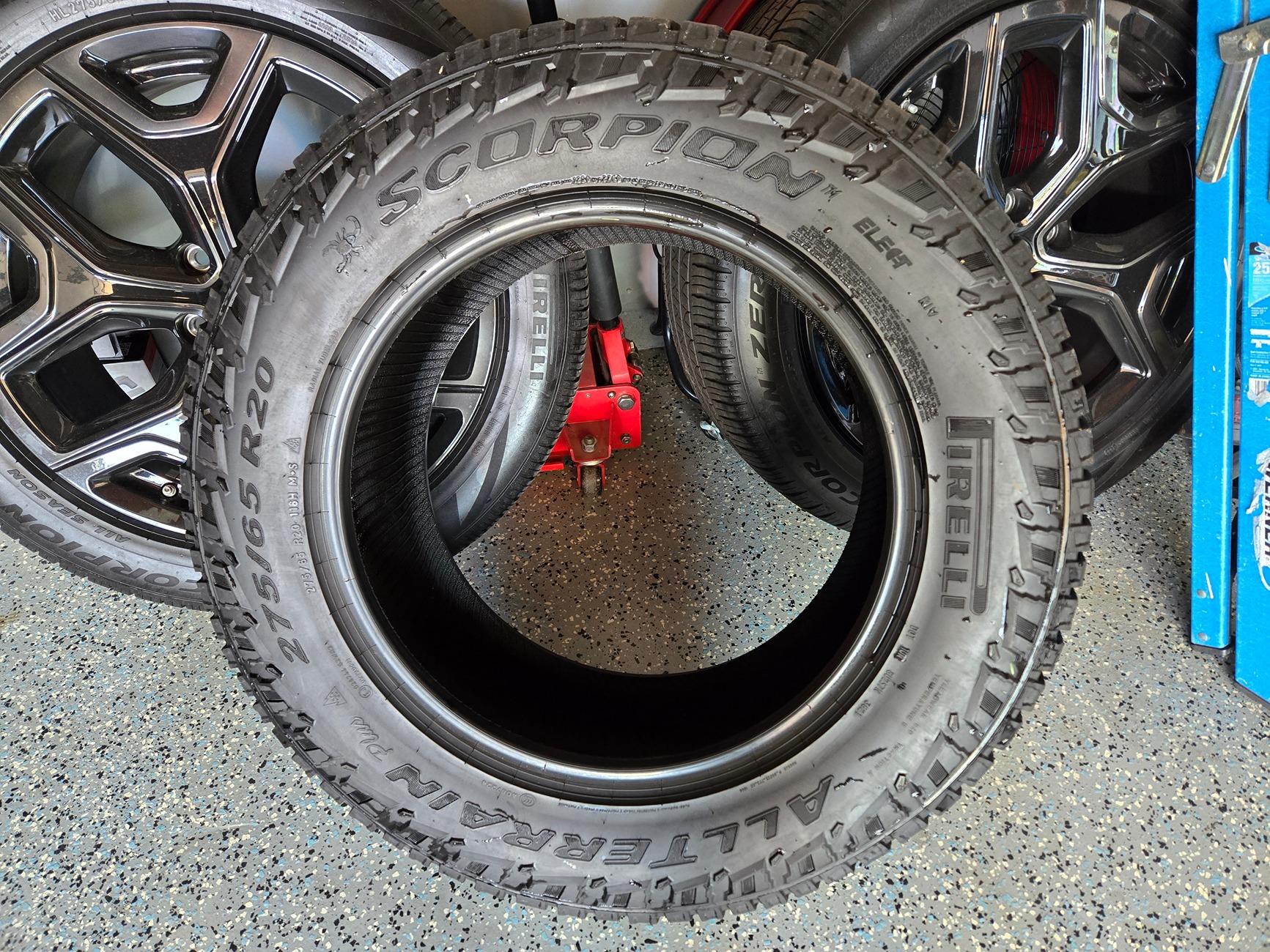 Rivian R1T R1S 20 inch AT Scorpion tire and jack kit. 20240721_084231